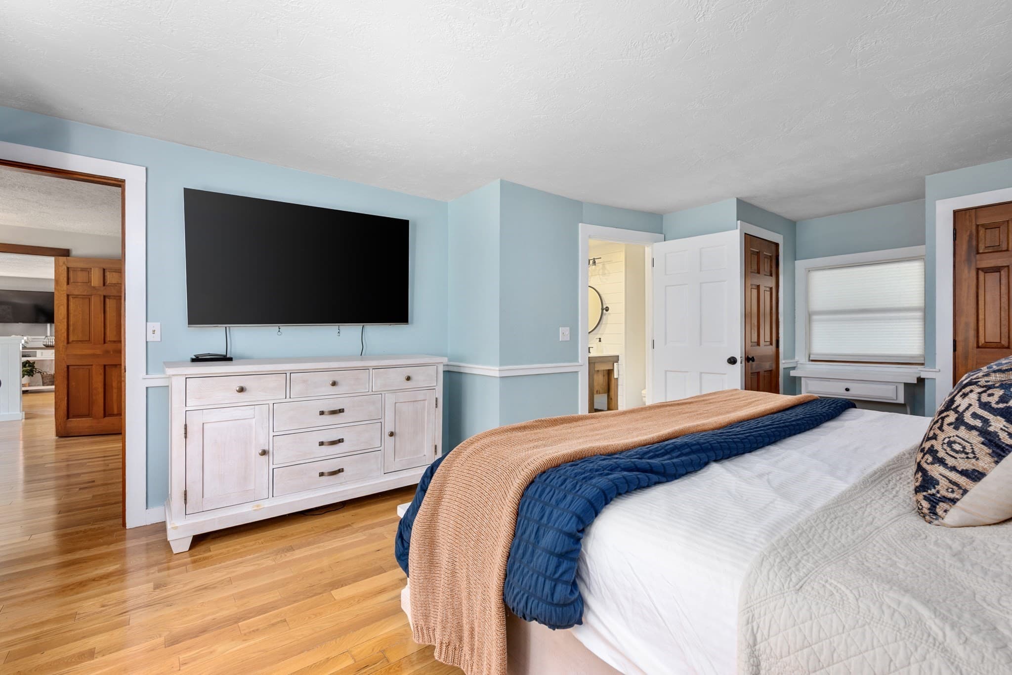 Single Family Residence at 893 Osterville West Barnstable, Barnstable MA 02648, photo 18 of 39