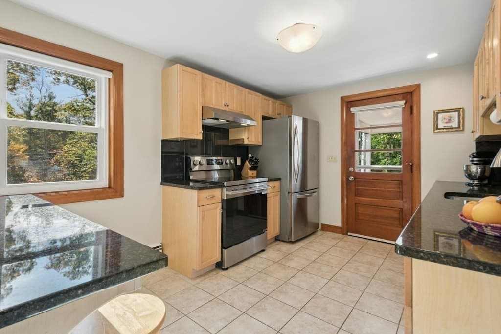 Single Family Residence at 218 Myrtle St, Ashland MA 01721, photo 11 of 38