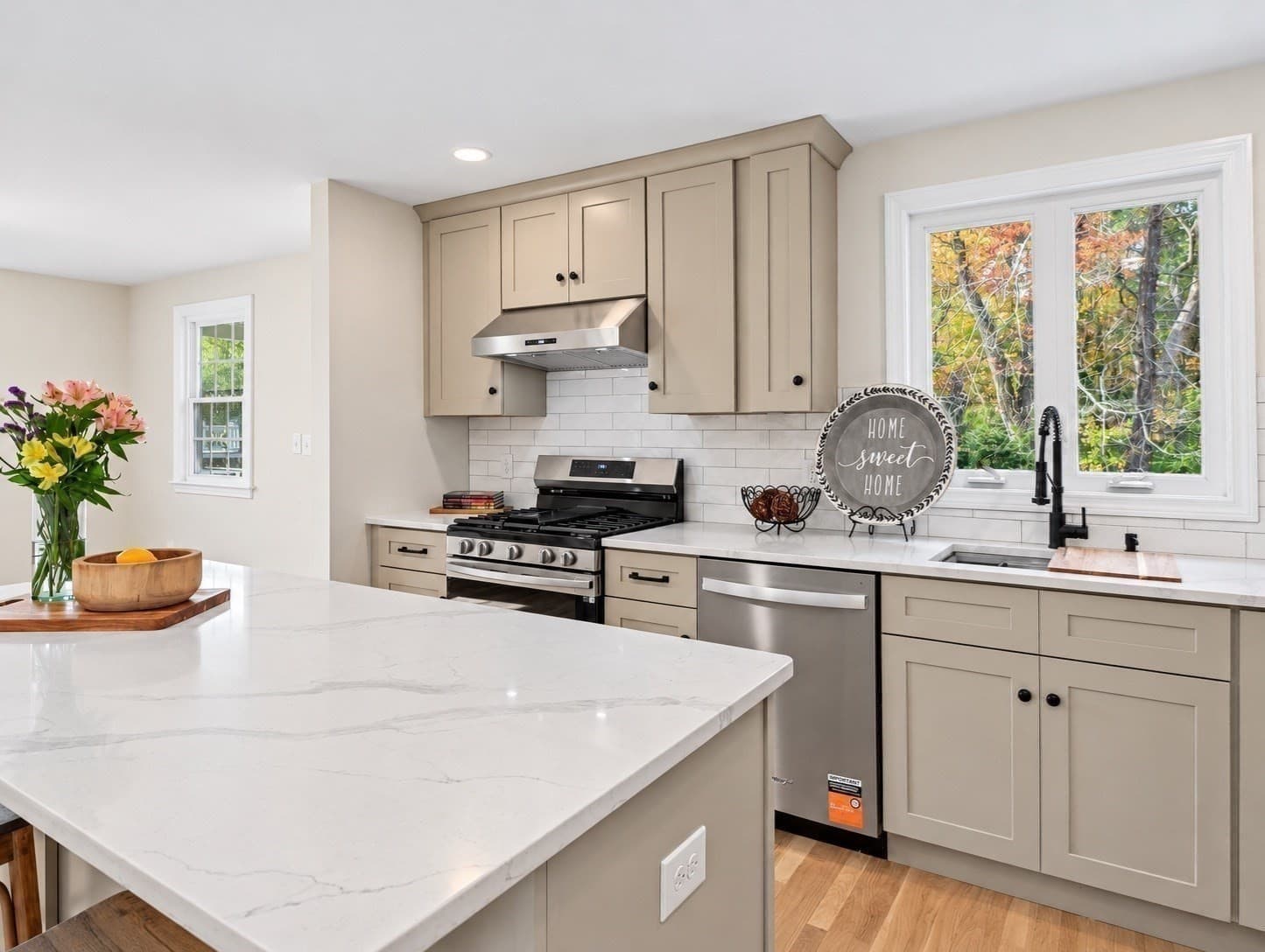 Single Family Residence at 5 Spring Valley Road, Medfield MA 02052, photo 16 of 40