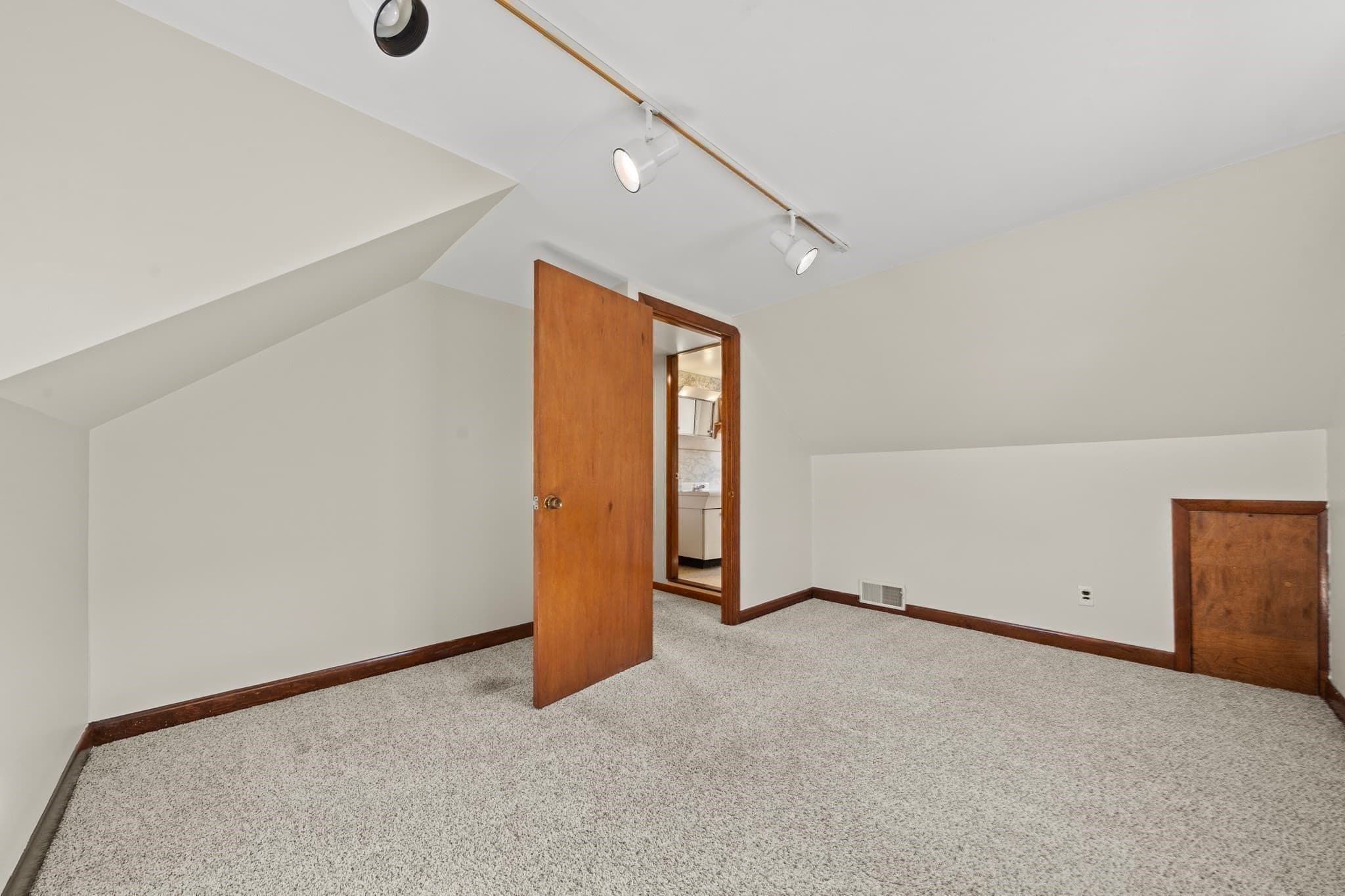 Single Family Residence at 74 Bowdoin Ave, Waltham MA 02451, photo 23 of 36
