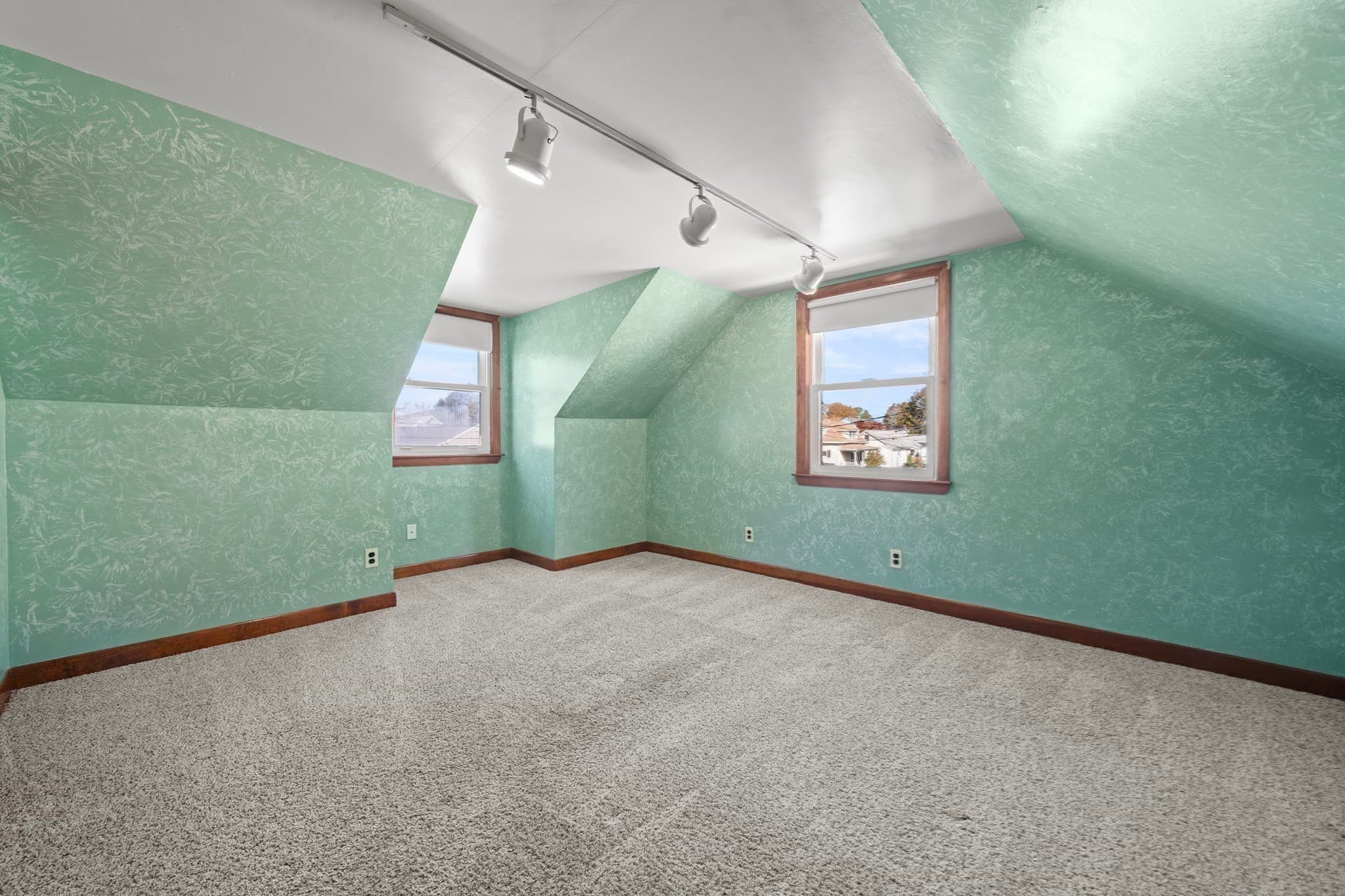 Single Family Residence at 74 Bowdoin Ave, Waltham MA 02451, photo 12 of 36