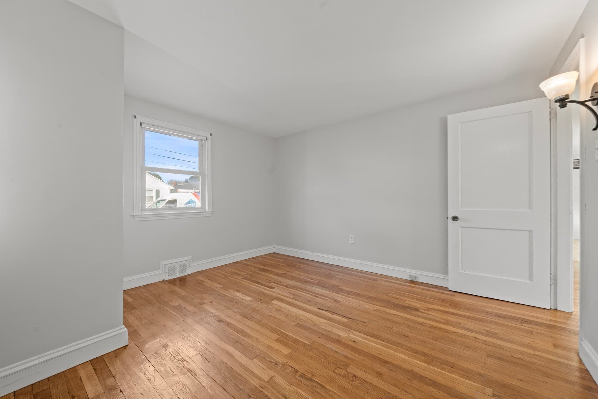 Single Family Residence at 74 Bowdoin Ave, Waltham MA 02451, photo 14 of 36