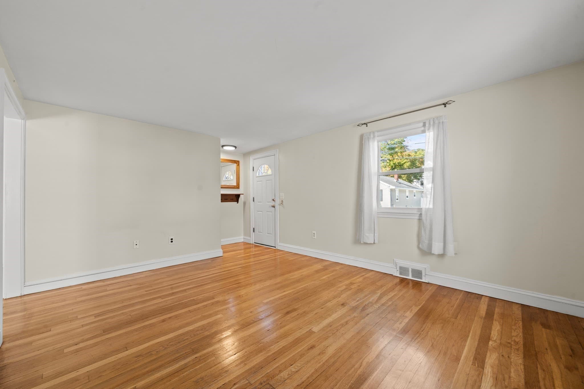 Single Family Residence at 74 Bowdoin Ave, Waltham MA 02451, photo 19 of 36