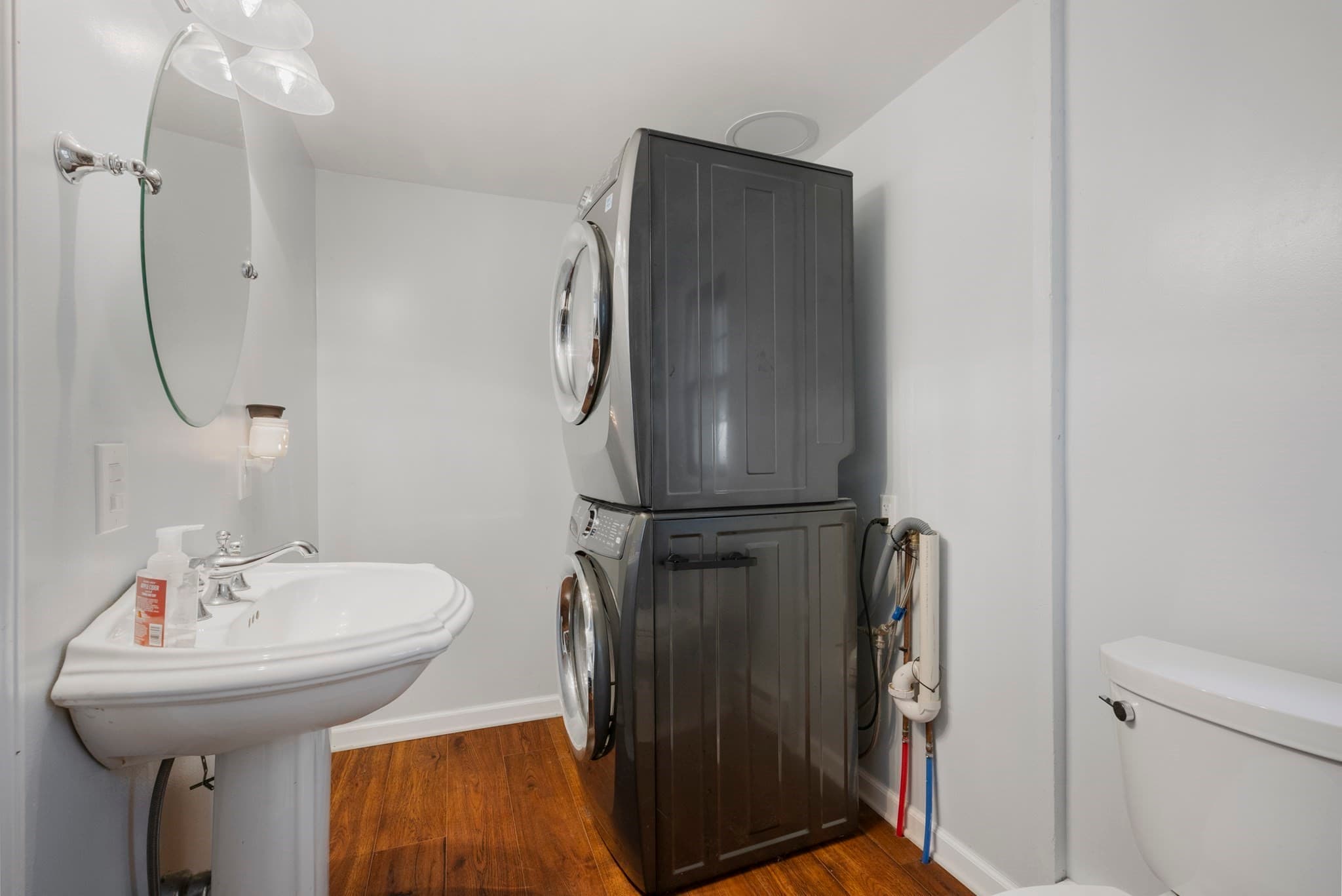Single Family Residence at 19 Lexington Ave, Auburn MA 01501, photo 10 of 29