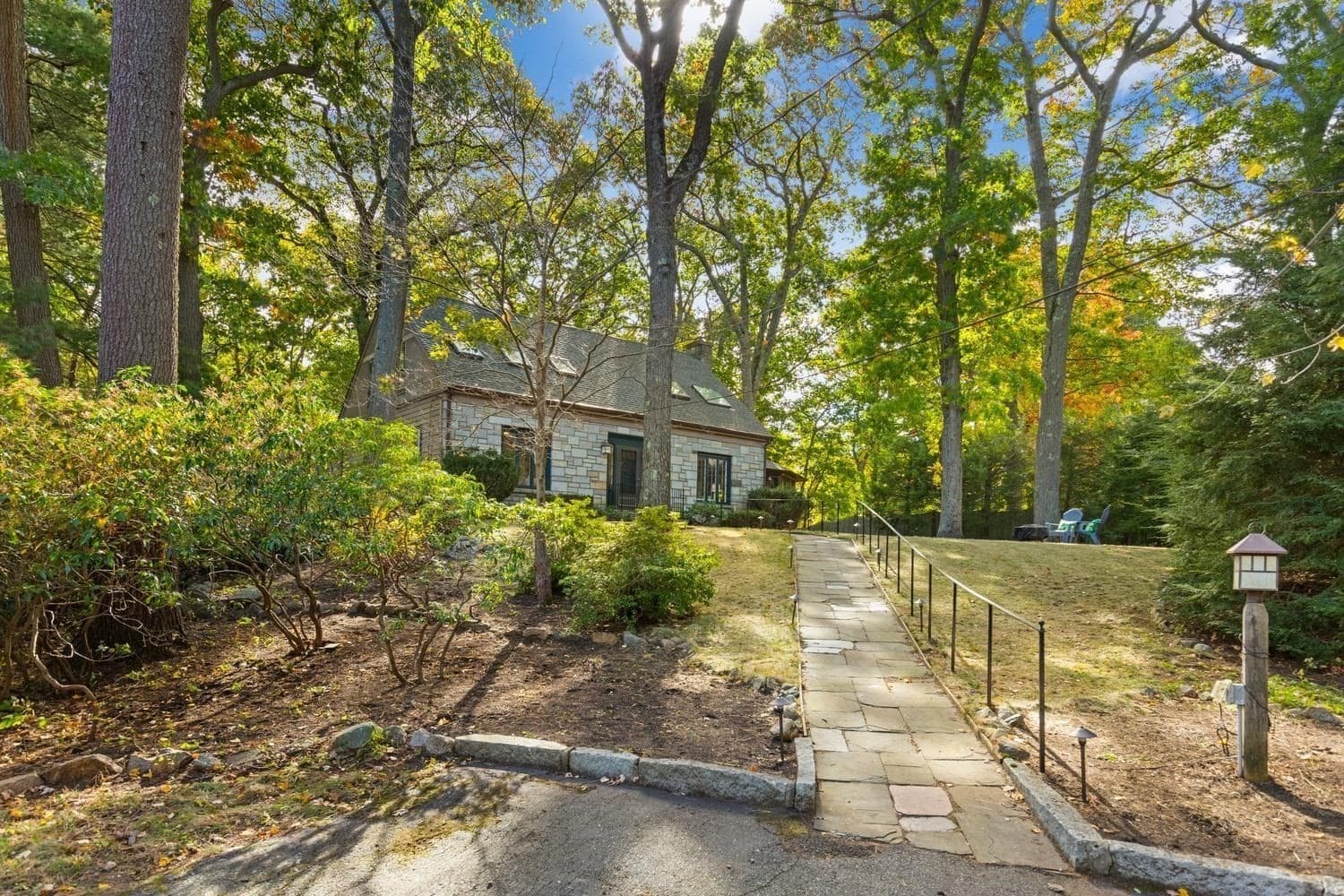 Single Family Residence at 119 Cross Ln, Beverly MA 01915, photo 34 of 37