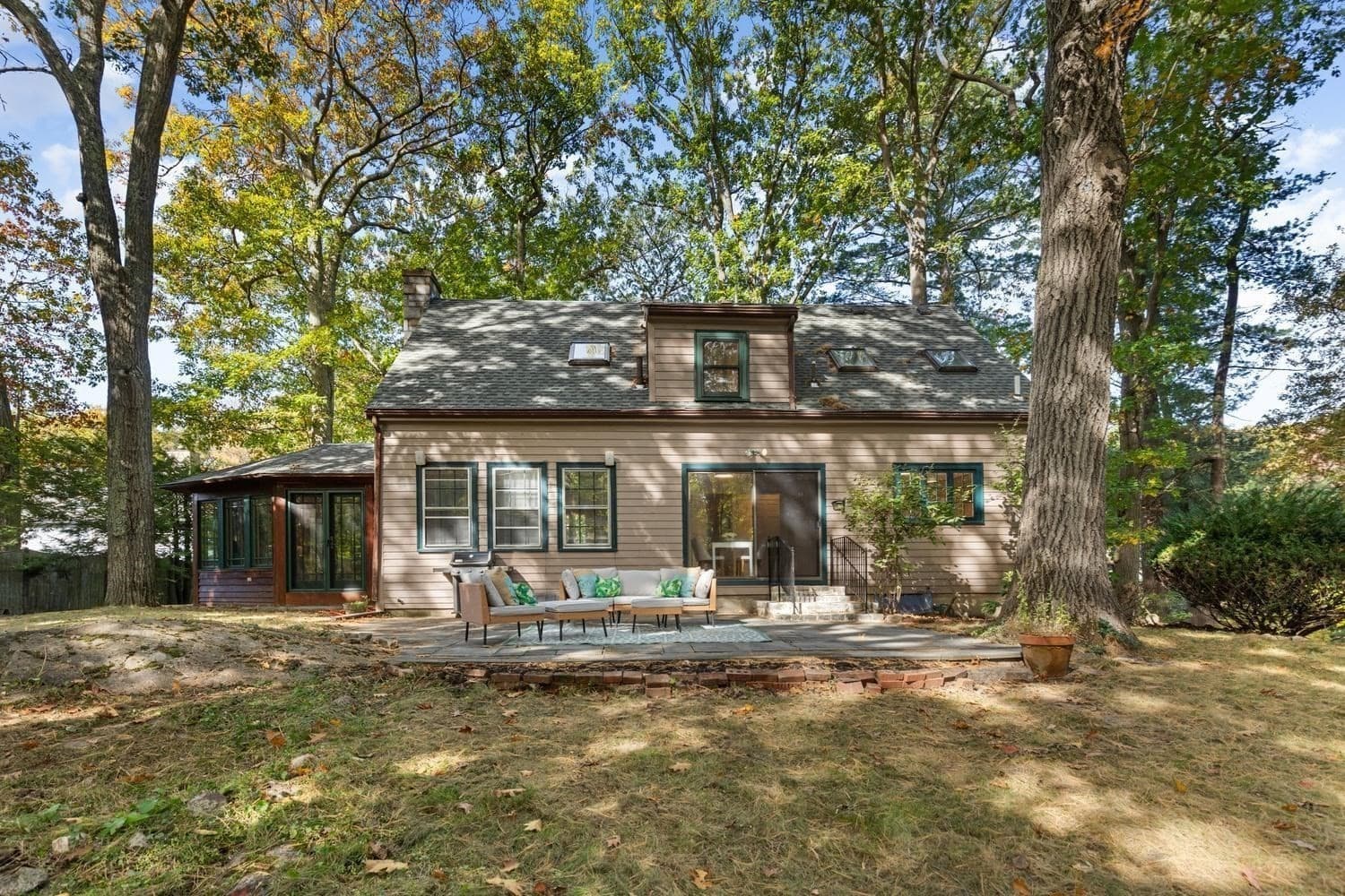 Single Family Residence at 119 Cross Ln, Beverly MA 01915, photo 31 of 37