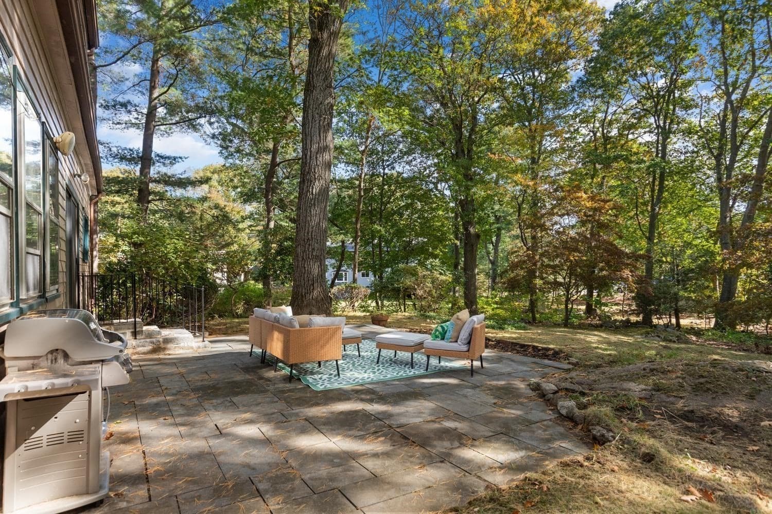 Single Family Residence at 119 Cross Ln, Beverly MA 01915, photo 29 of 37