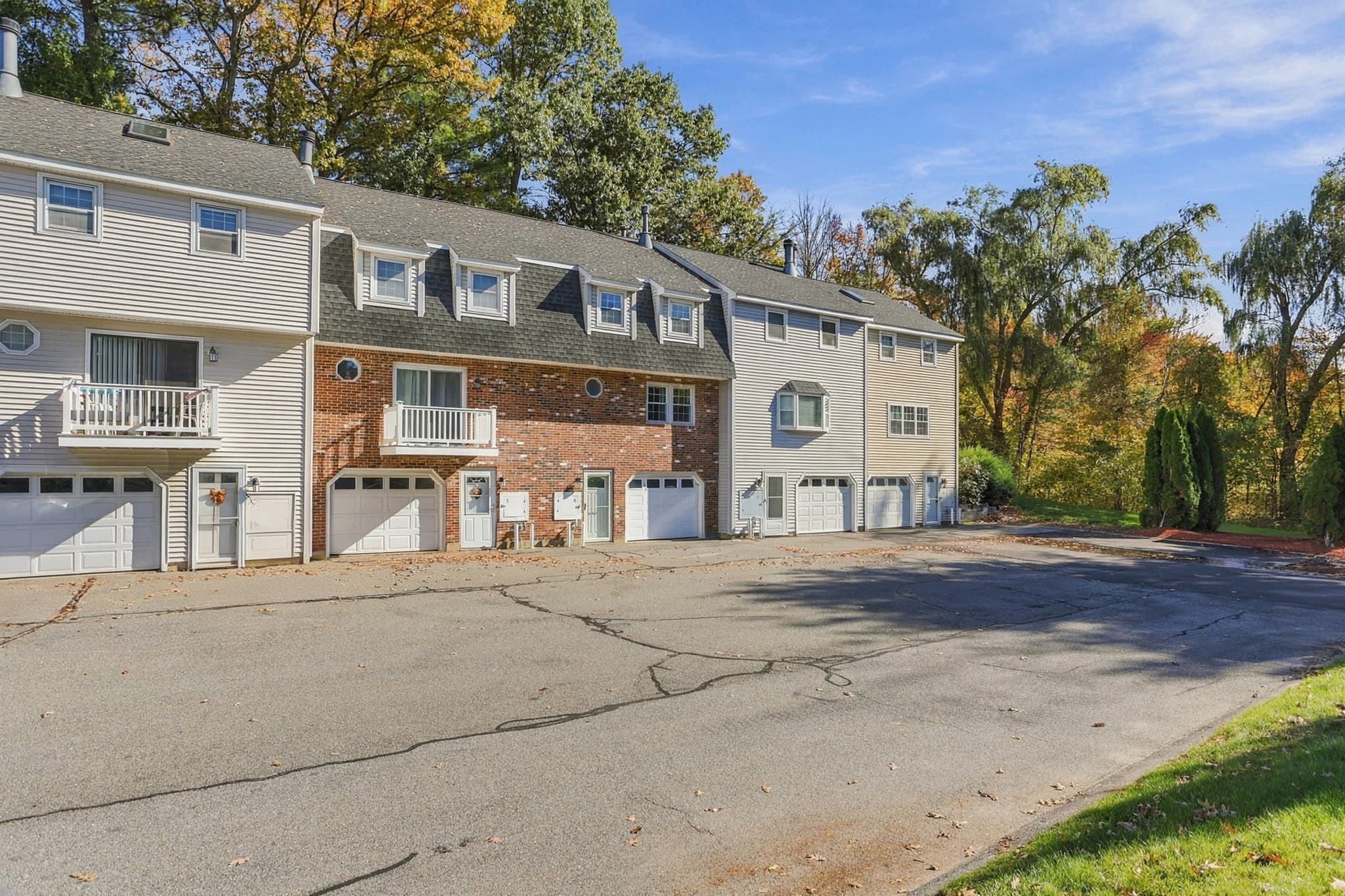 32 Frederick St # 6, Dracut MA 01826