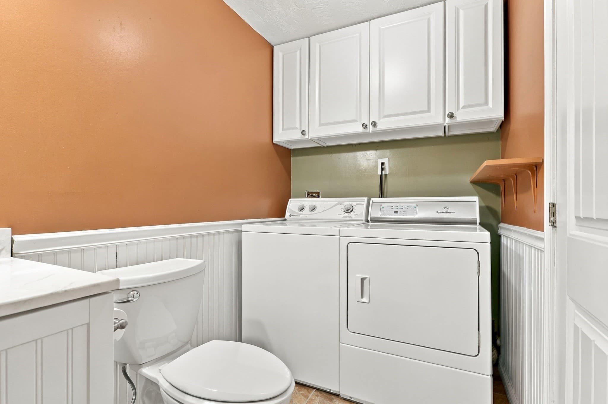 Condominium at 32 Frederick St # 6, Dracut MA 01826, photo 14 of 33