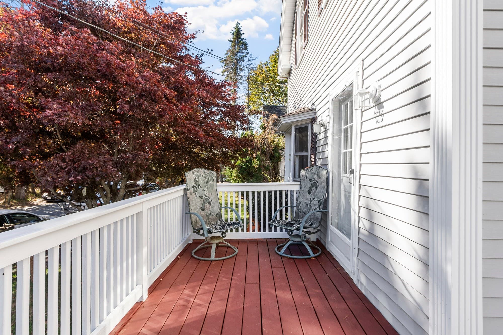 Single Family Residence at 80 Lennon St, Gardner MA 01440, photo 4 of 41