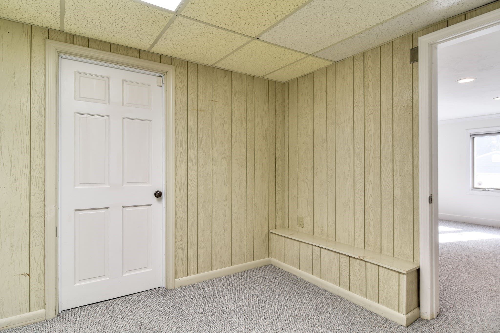 Single Family Residence at 35 Blackberry Lane, Framingham MA 01701, photo 33 of 41