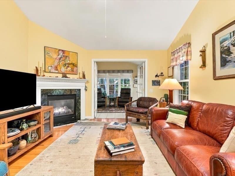 Condominium at 81 Country Squire Rd # 81, Uxbridge MA 01569, photo 14 of 35