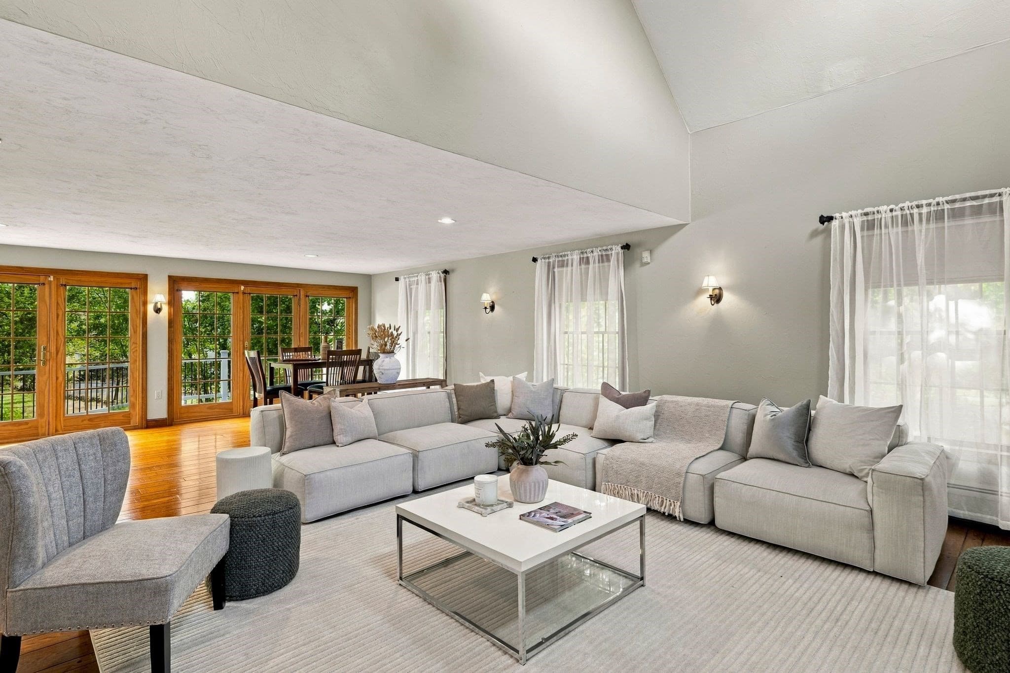 Single Family Residence at 9 Spearfield Lane, Lynnfield MA 01940, photo 18 of 41