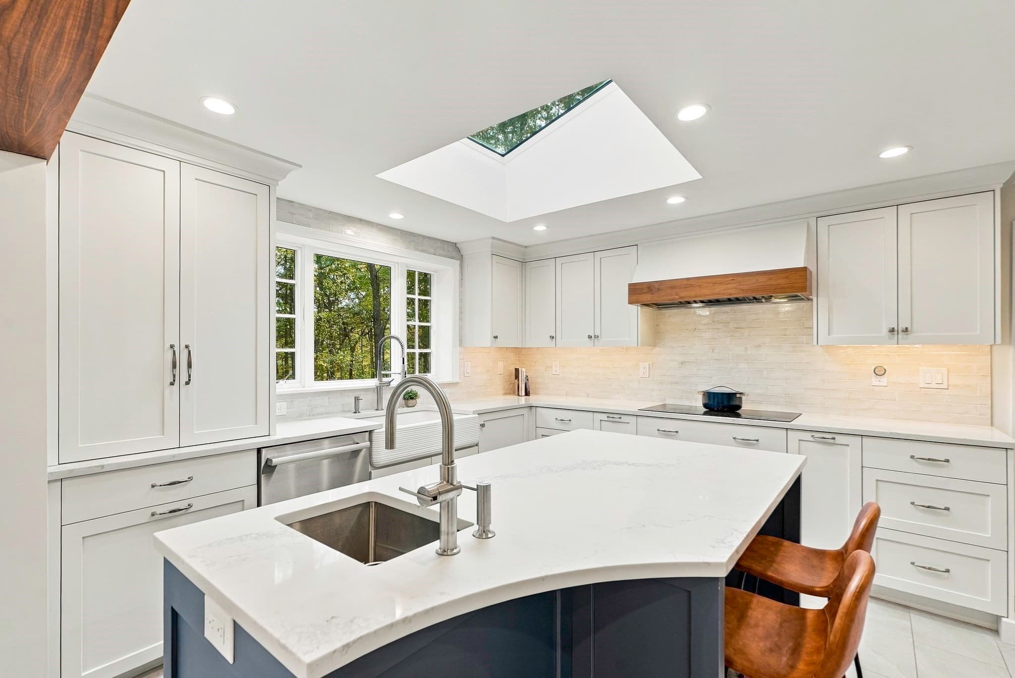 Single Family Residence at 226 Pond Street, Hopkinton MA 01748, photo 4 of 42