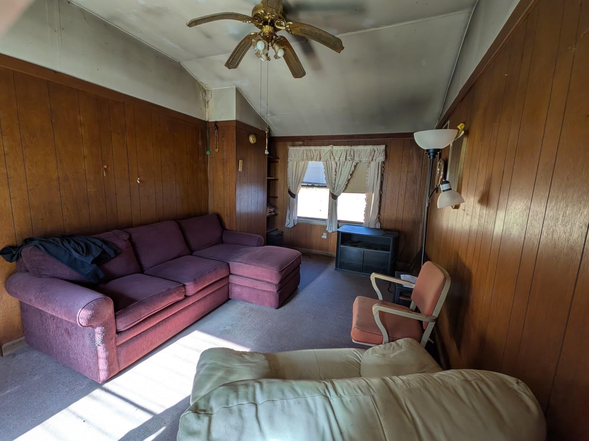Single Family Residence at 702 Belchertown Rd, Ware MA 01082, photo 6 of 34