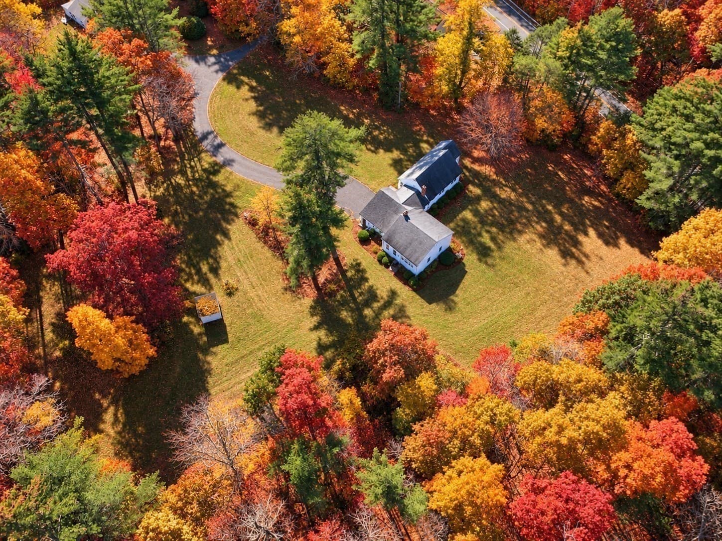 Single Family Residence at 702 Belchertown Rd, Ware MA 01082, photo 5 of 34