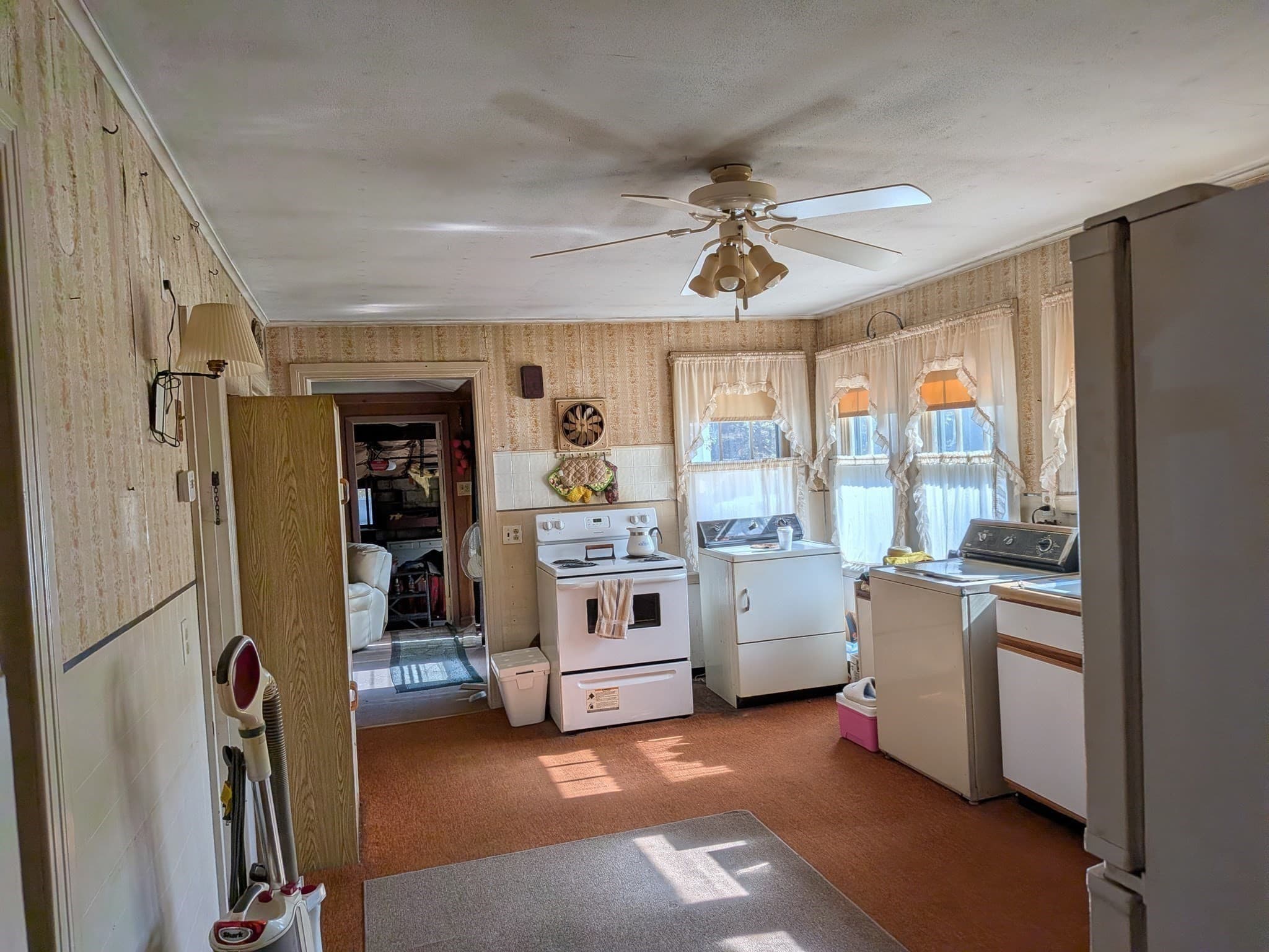 Single Family Residence at 702 Belchertown Rd, Ware MA 01082, photo 10 of 34