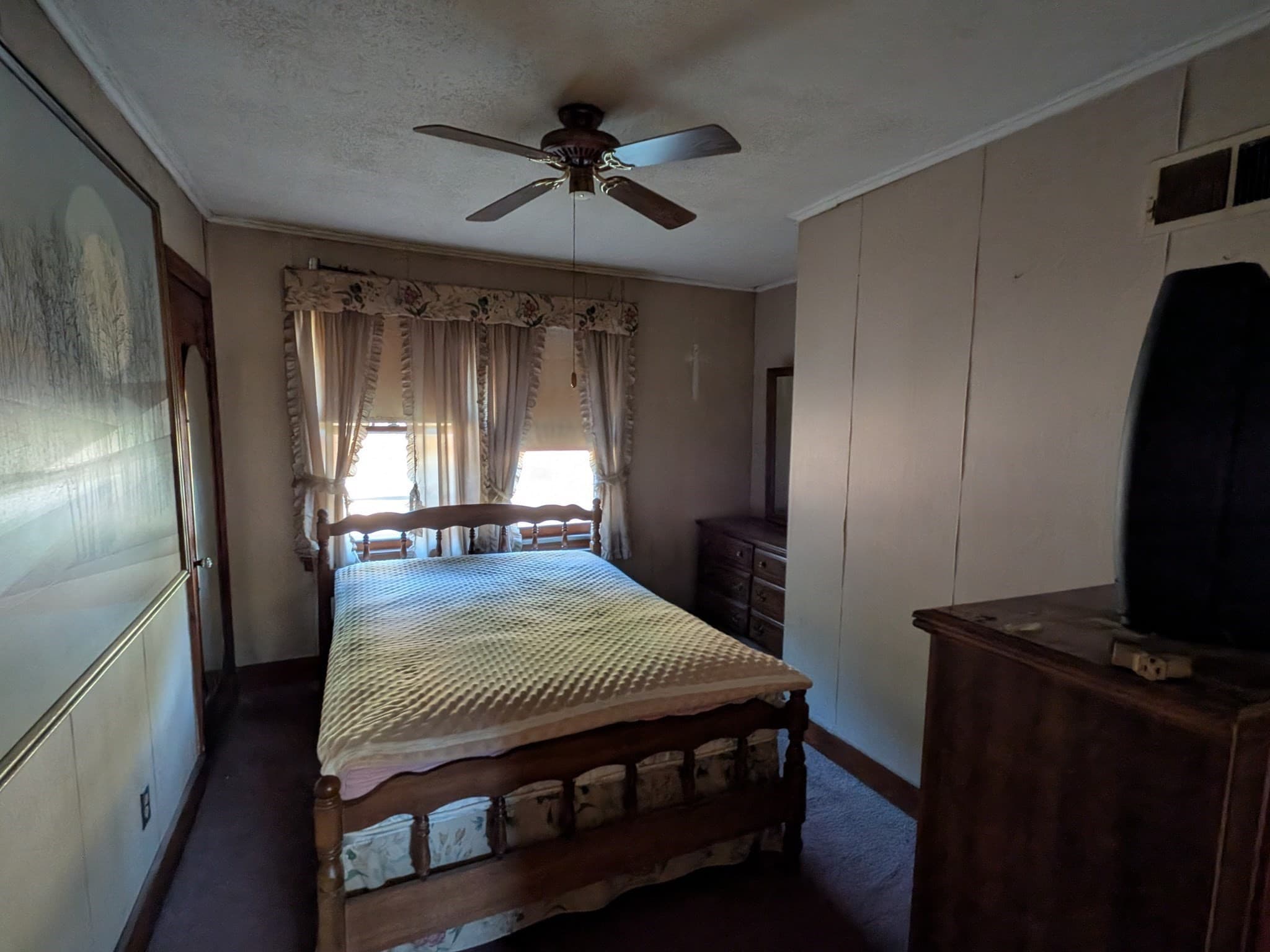 Single Family Residence at 702 Belchertown Rd, Ware MA 01082, photo 11 of 34