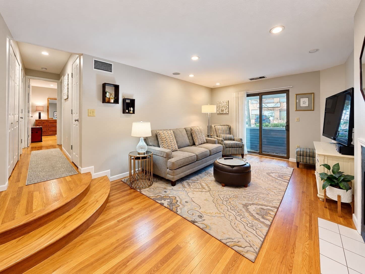 Condominium at 1216 Vfw Pkwy # 41, Boston MA 02132, photo 2 of 21