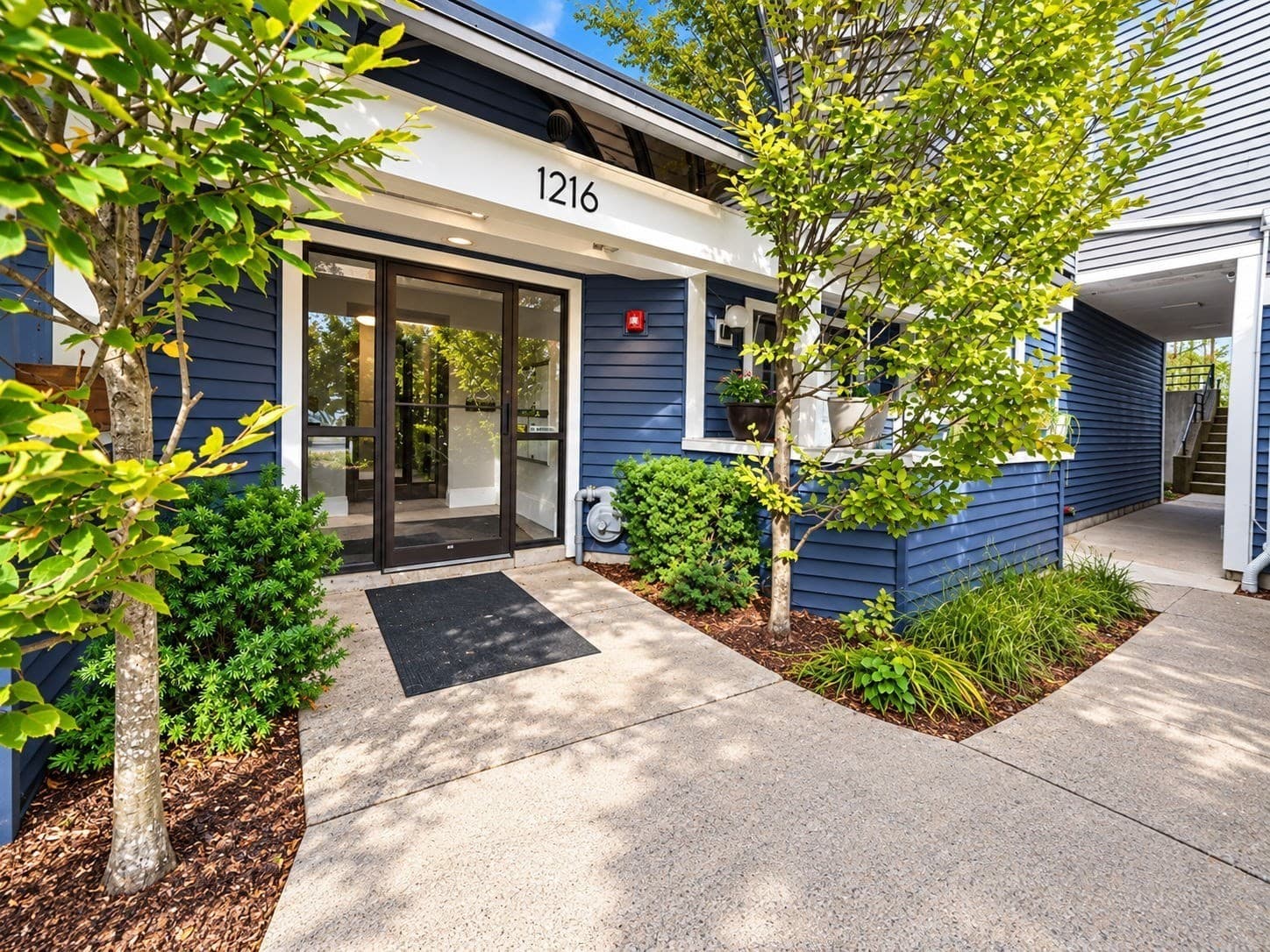 1216 Vfw Pkwy # 41, Boston MA 02132