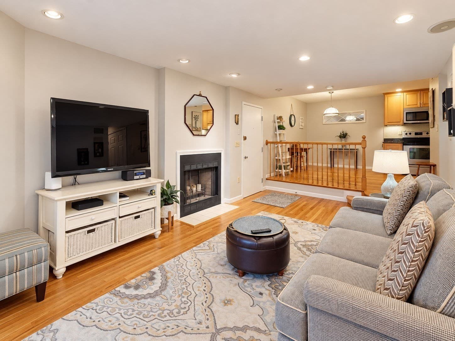 Condominium at 1216 Vfw Pkwy # 41, Boston MA 02132, photo 4 of 21