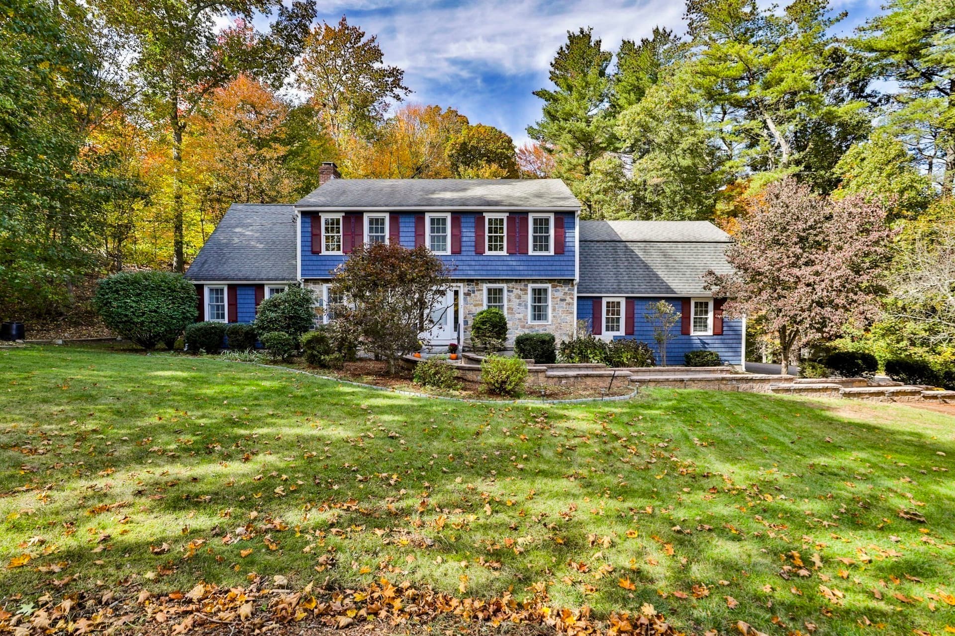7 Providence Road, Westford MA 01886