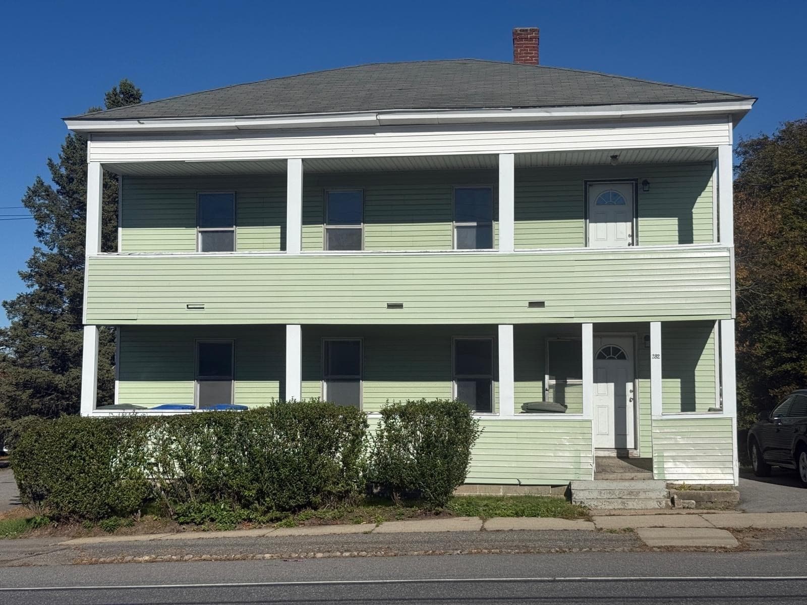 282 Lancaster St, Leominster MA 01453