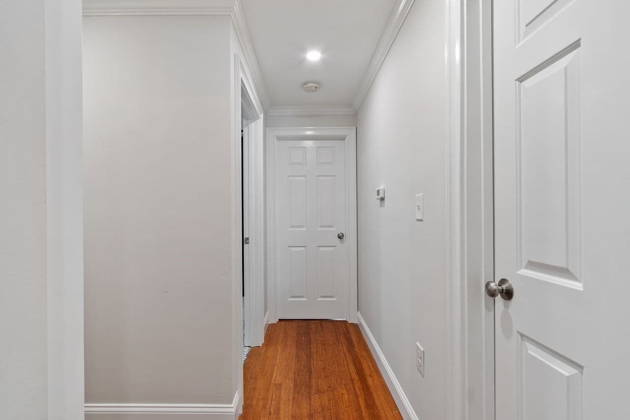 Condominium at 49 Lantern Ln # 8, Dracut MA 01826, photo 14 of 36