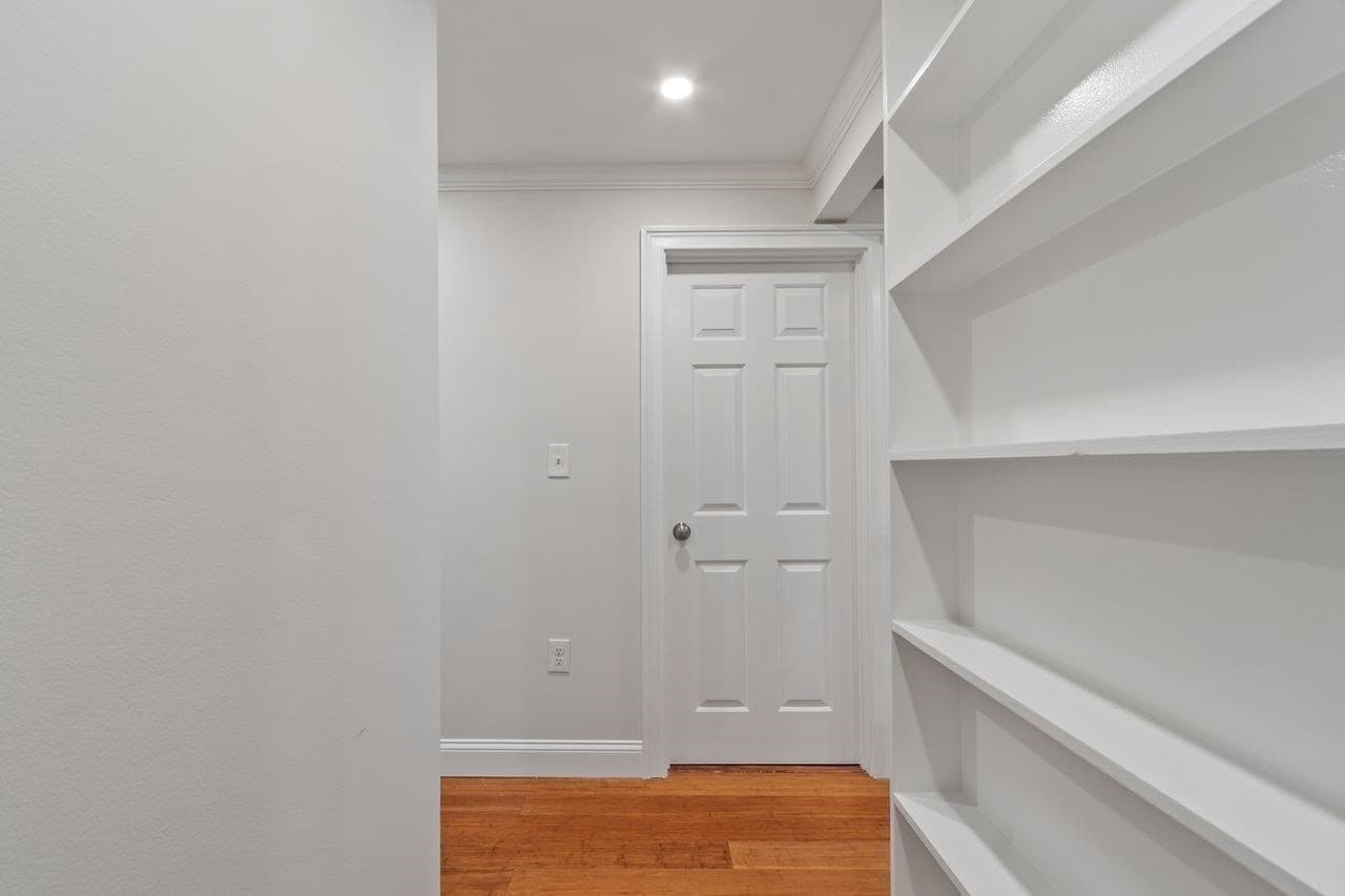 Condominium at 49 Lantern Ln # 8, Dracut MA 01826, photo 15 of 36