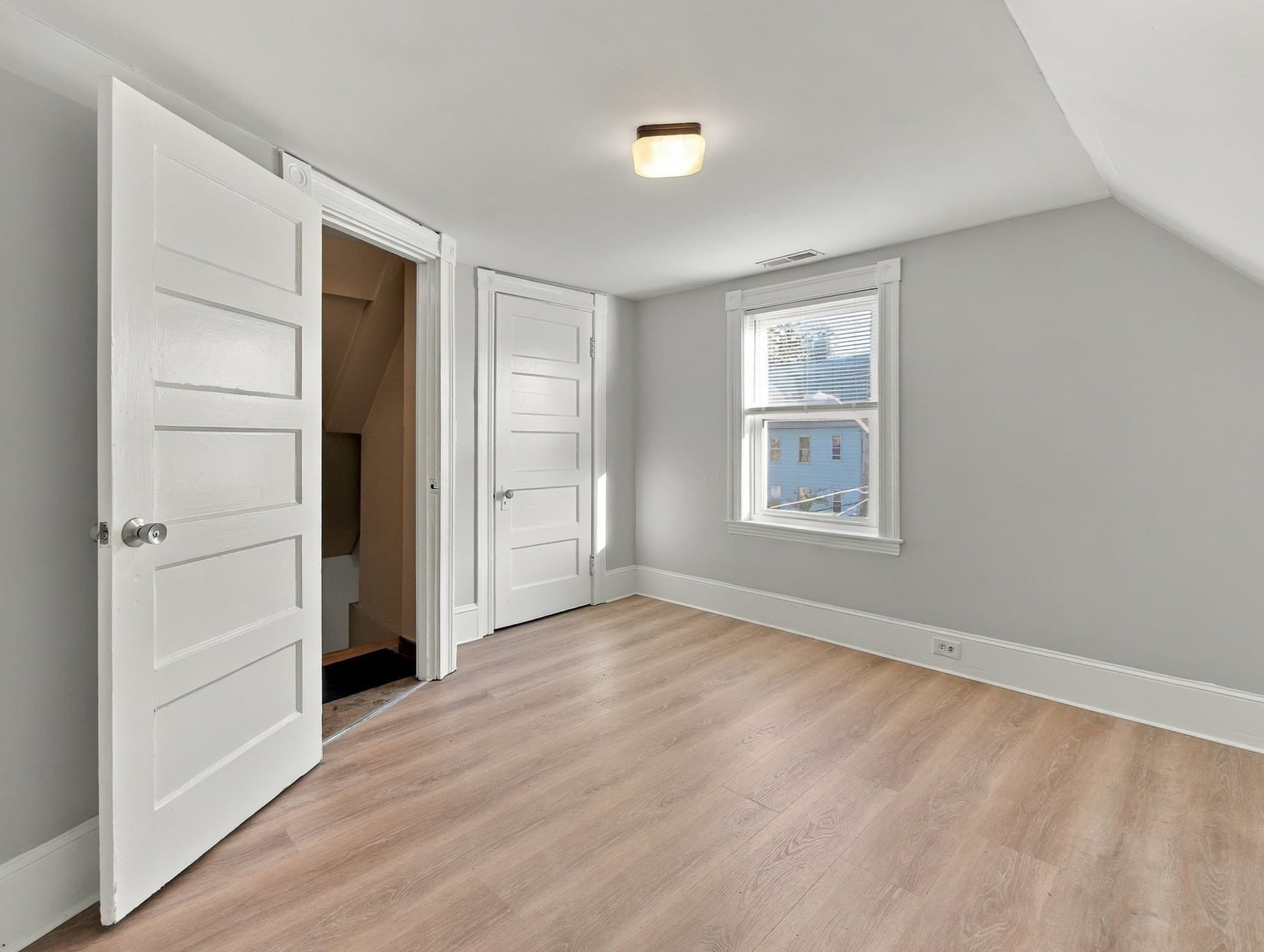 Multi Family at 16-18 Meridian Parkway, Malden MA 02148, photo 25 of 41