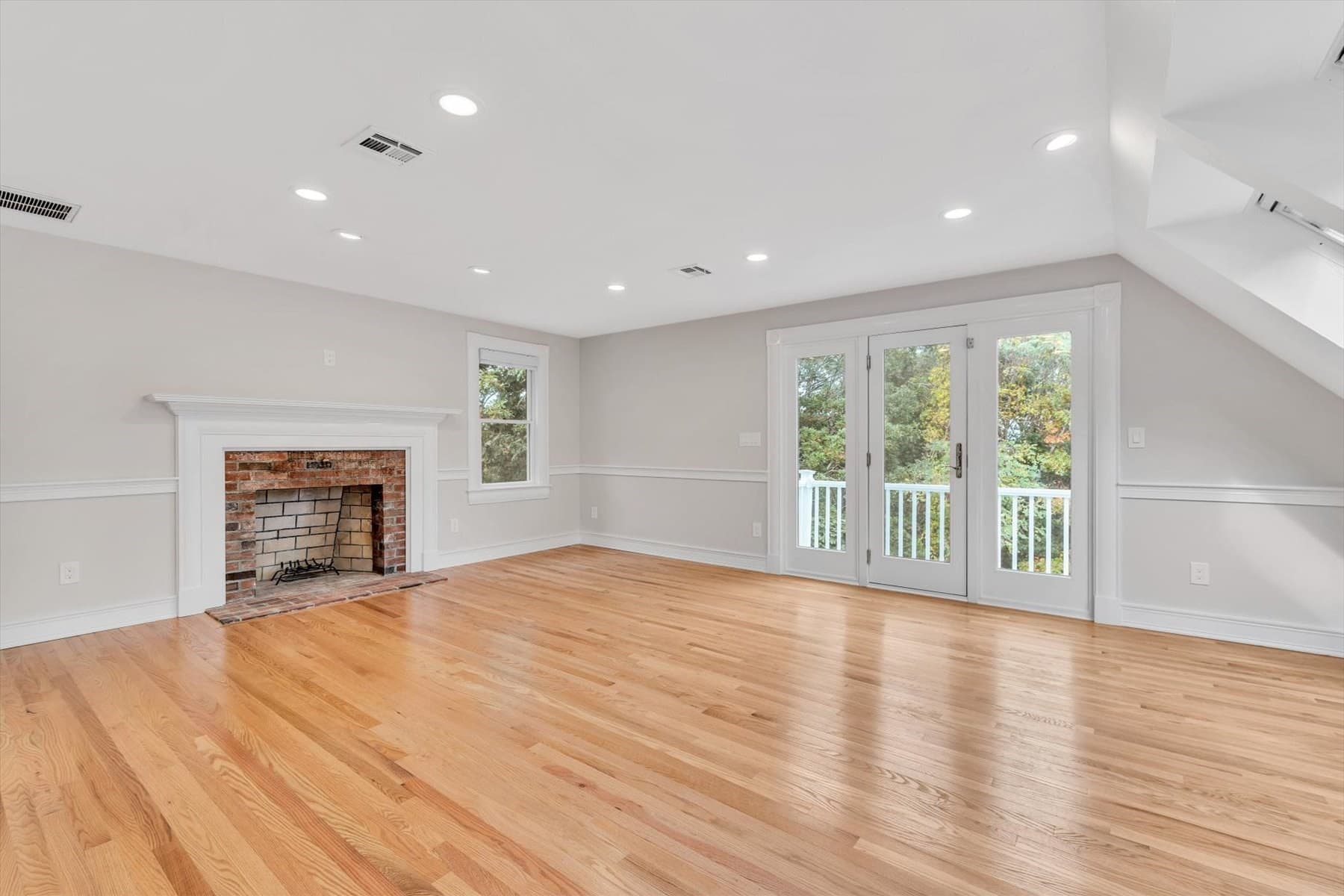 Single Family Residence at 157 Saddler Lane, Barnstable MA 02668, photo 32 of 42