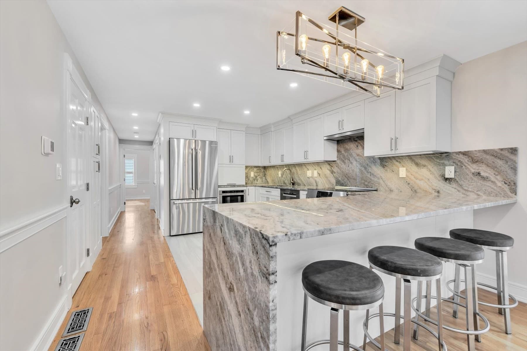 Single Family Residence at 157 Saddler Lane, Barnstable MA 02668, photo 8 of 42
