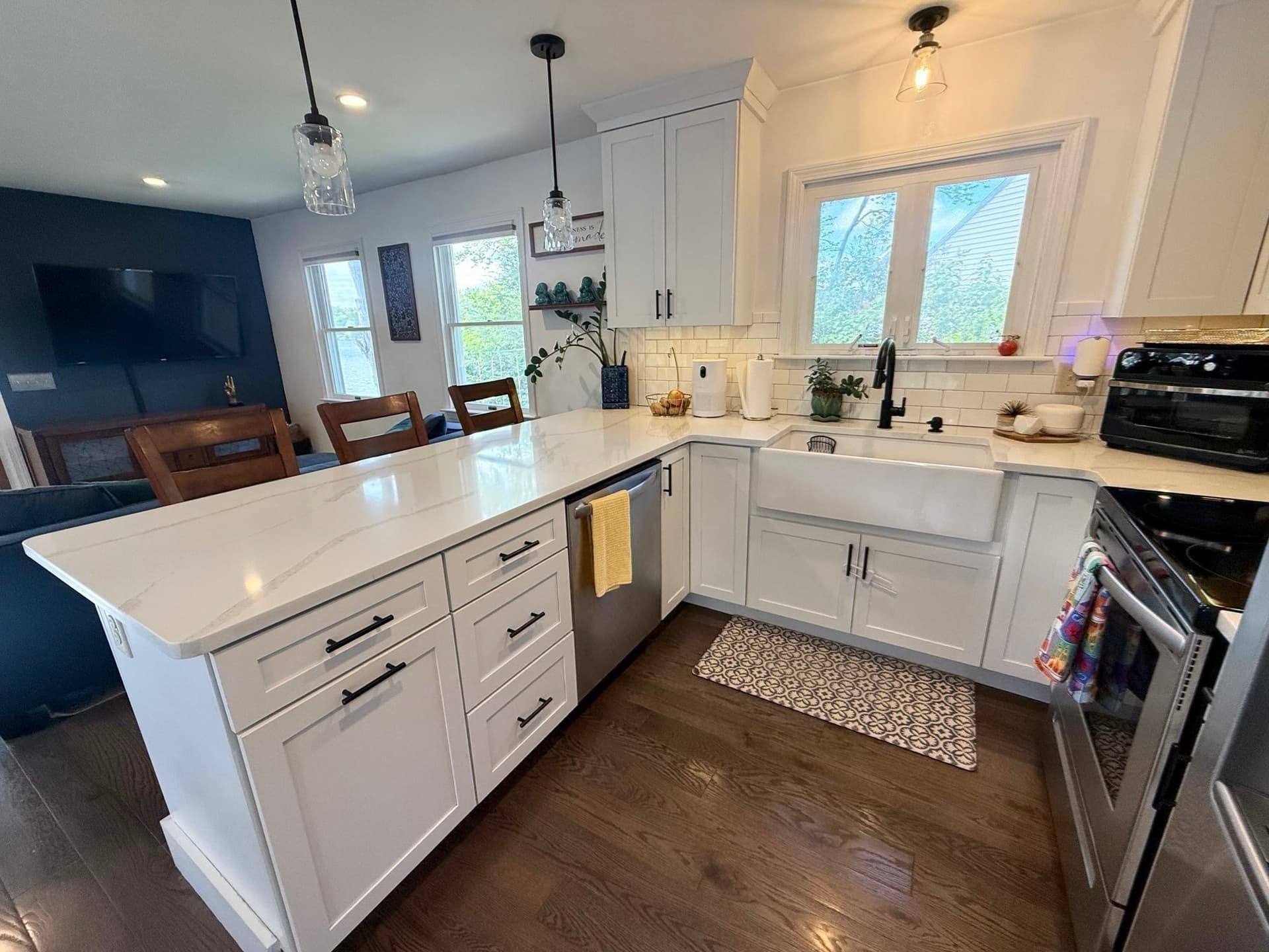 Single Family Residence at 33 Adams Rd, Sturbridge MA 01566, photo 13 of 42