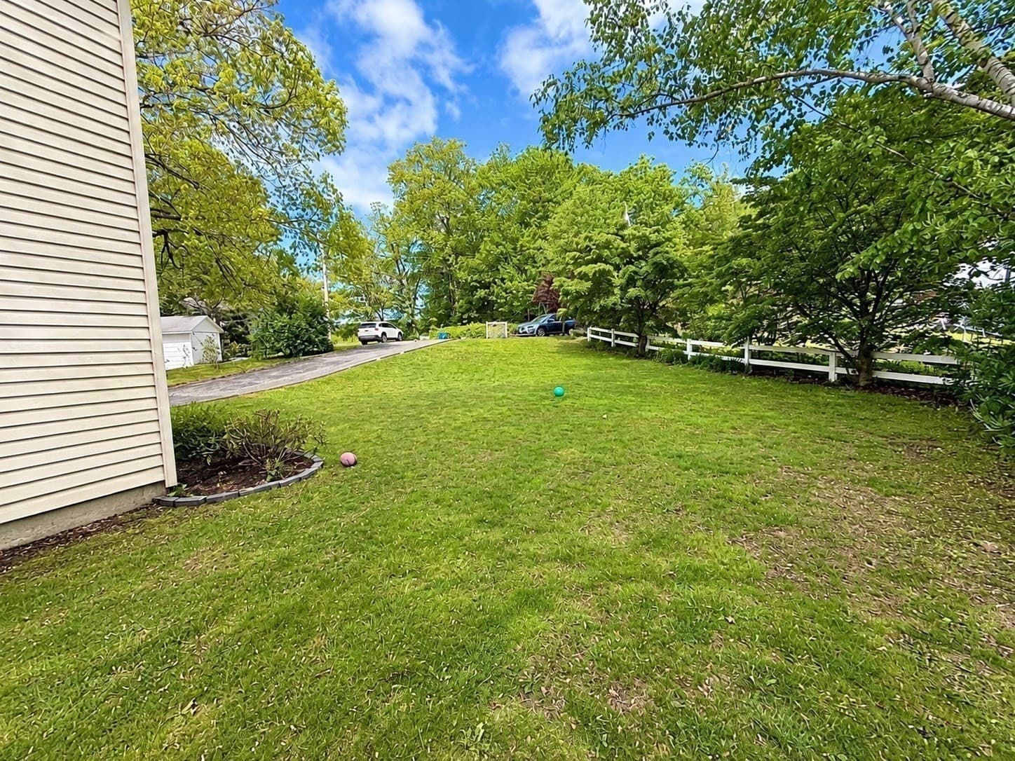 Single Family Residence at 33 Adams Rd, Sturbridge MA 01566, photo 7 of 42