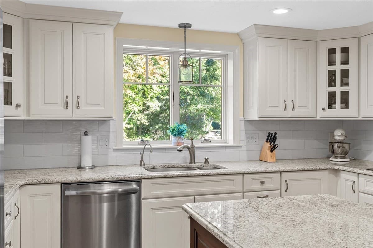 Single Family Residence at 35 Myers Farm Rd, Hingham MA 02043, photo 3 of 22