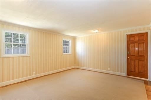 Single Family Residence at 2 Parsons Ln, Manchester MA 01944, photo 10 of 18
