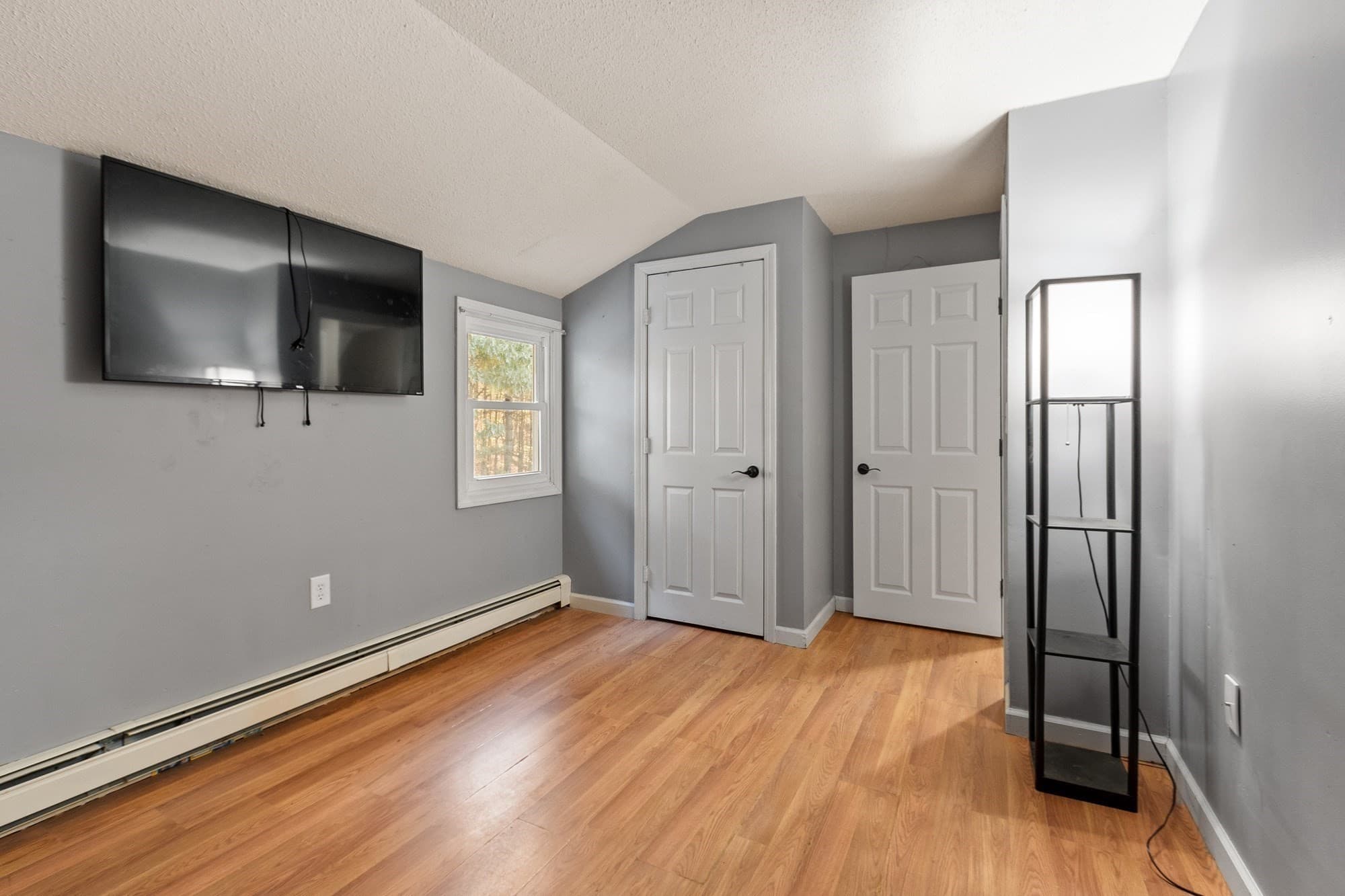Single Family Residence at 128 Birchcroft Rd, Leominster MA 01453, photo 27 of 37