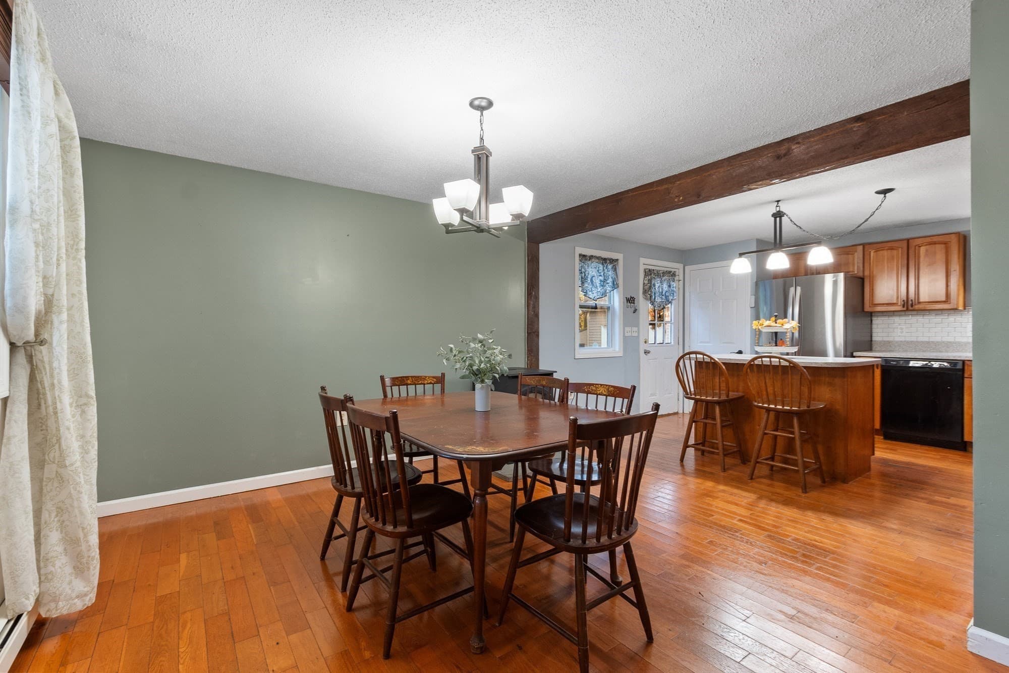 Single Family Residence at 128 Birchcroft Rd, Leominster MA 01453, photo 12 of 37