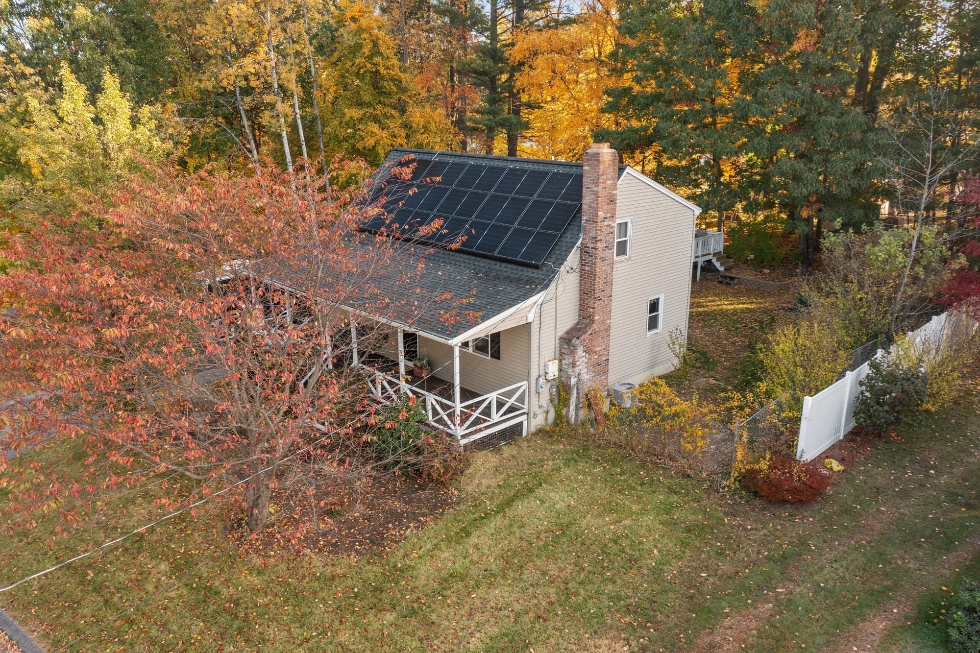 128 Birchcroft Rd, Leominster MA 01453