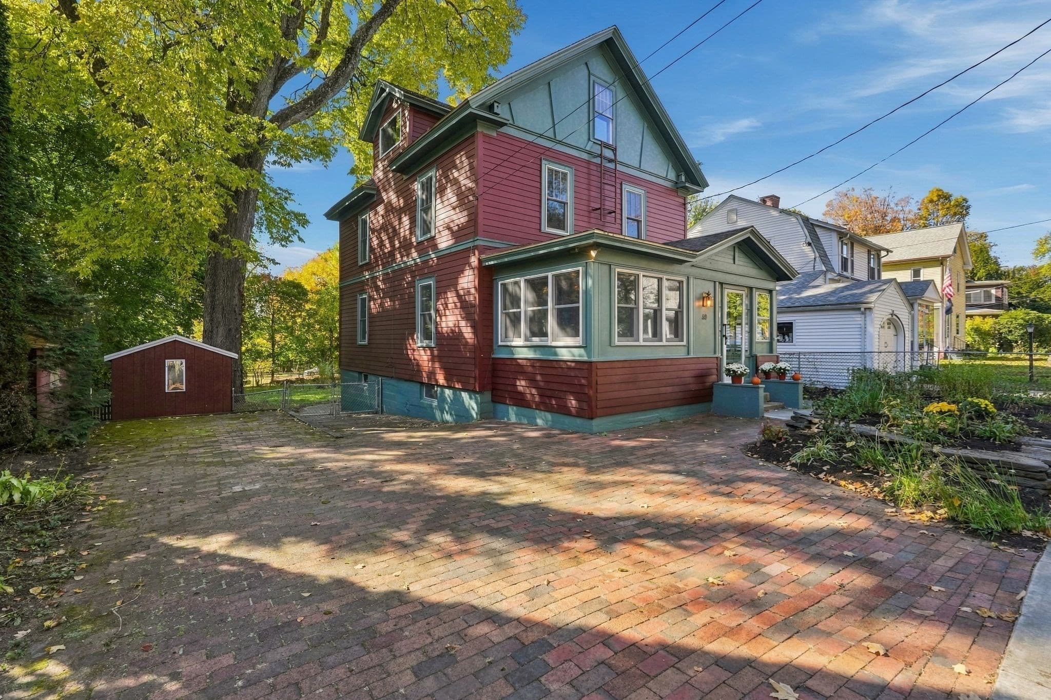 Single Family Residence at 59 Revell Ave, Northampton MA 01060, photo 2 of 41