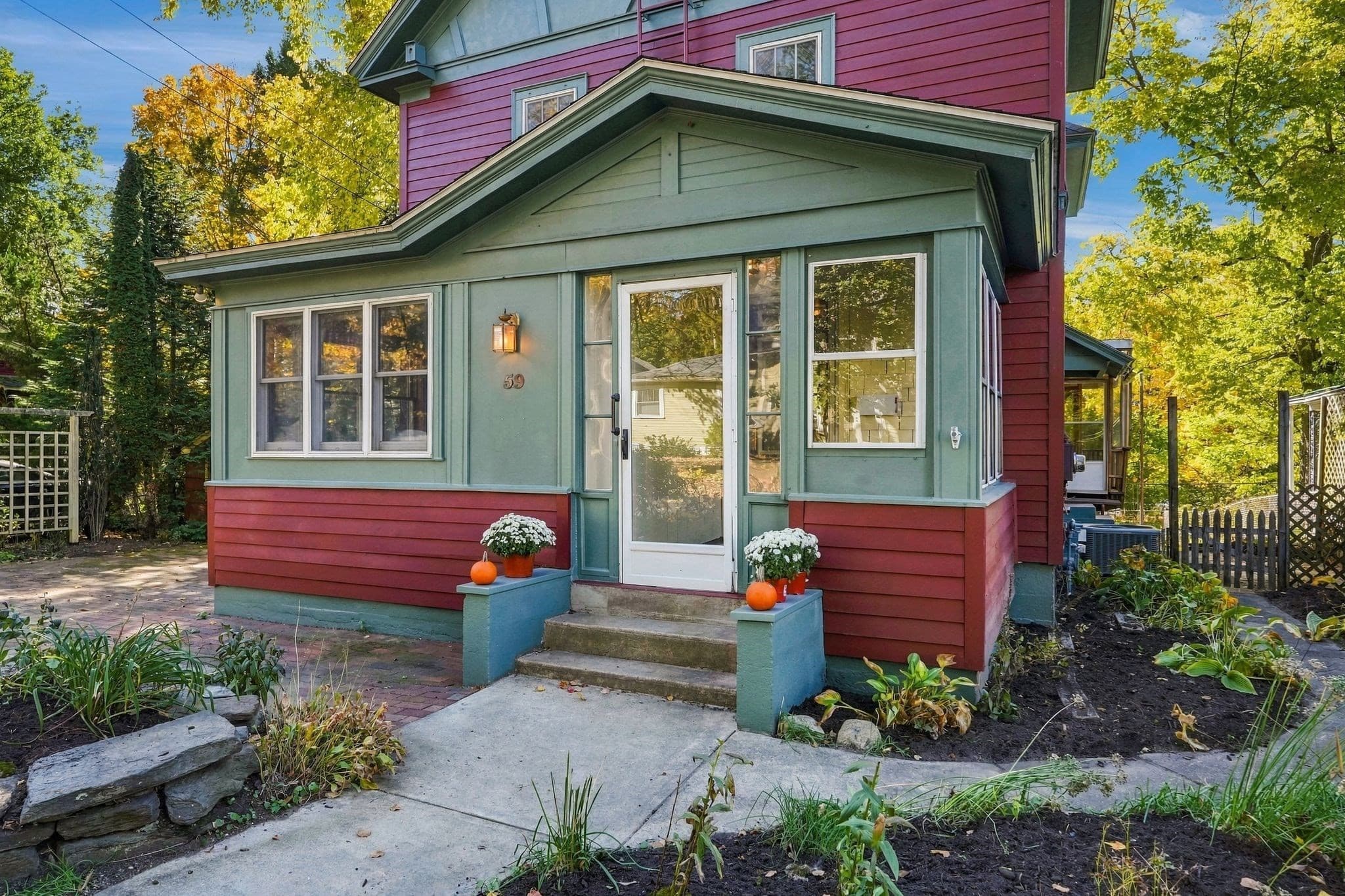 Single Family Residence at 59 Revell Ave, Northampton MA 01060, photo 3 of 41