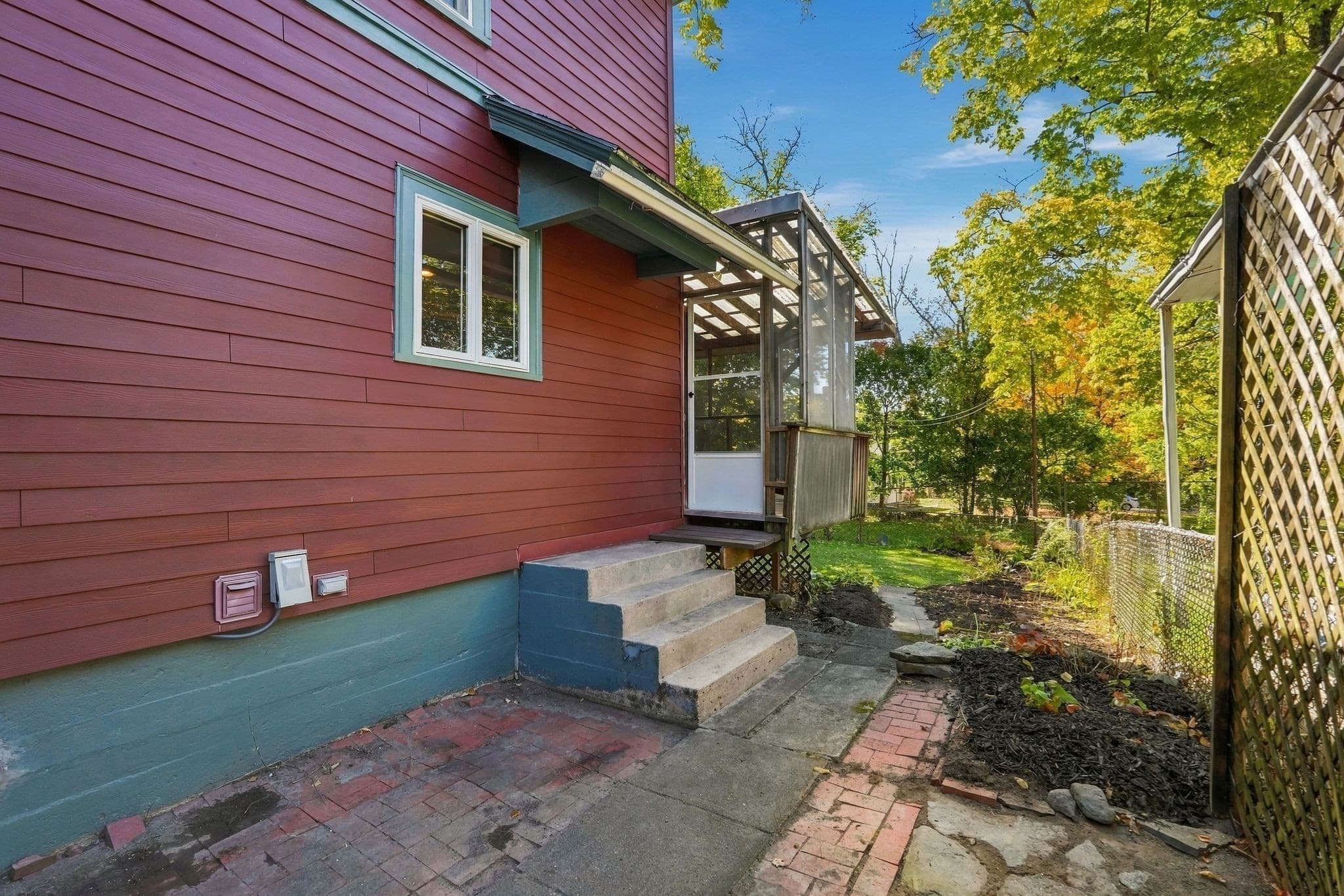 Single Family Residence at 59 Revell Ave, Northampton MA 01060, photo 35 of 41