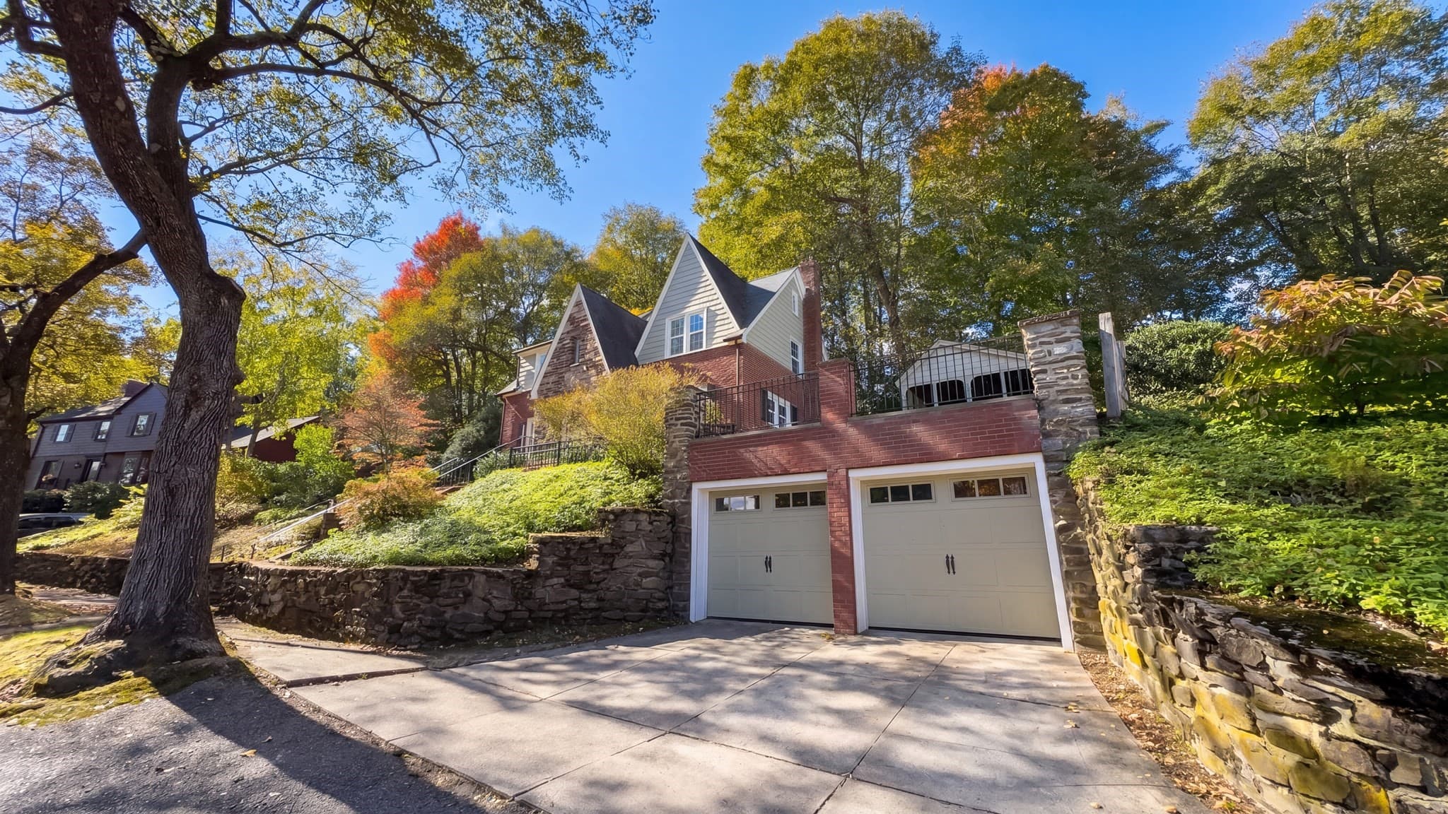 Single Family Residence at 37 Otsego Rd, Worcester MA 01609, photo 38 of 40
