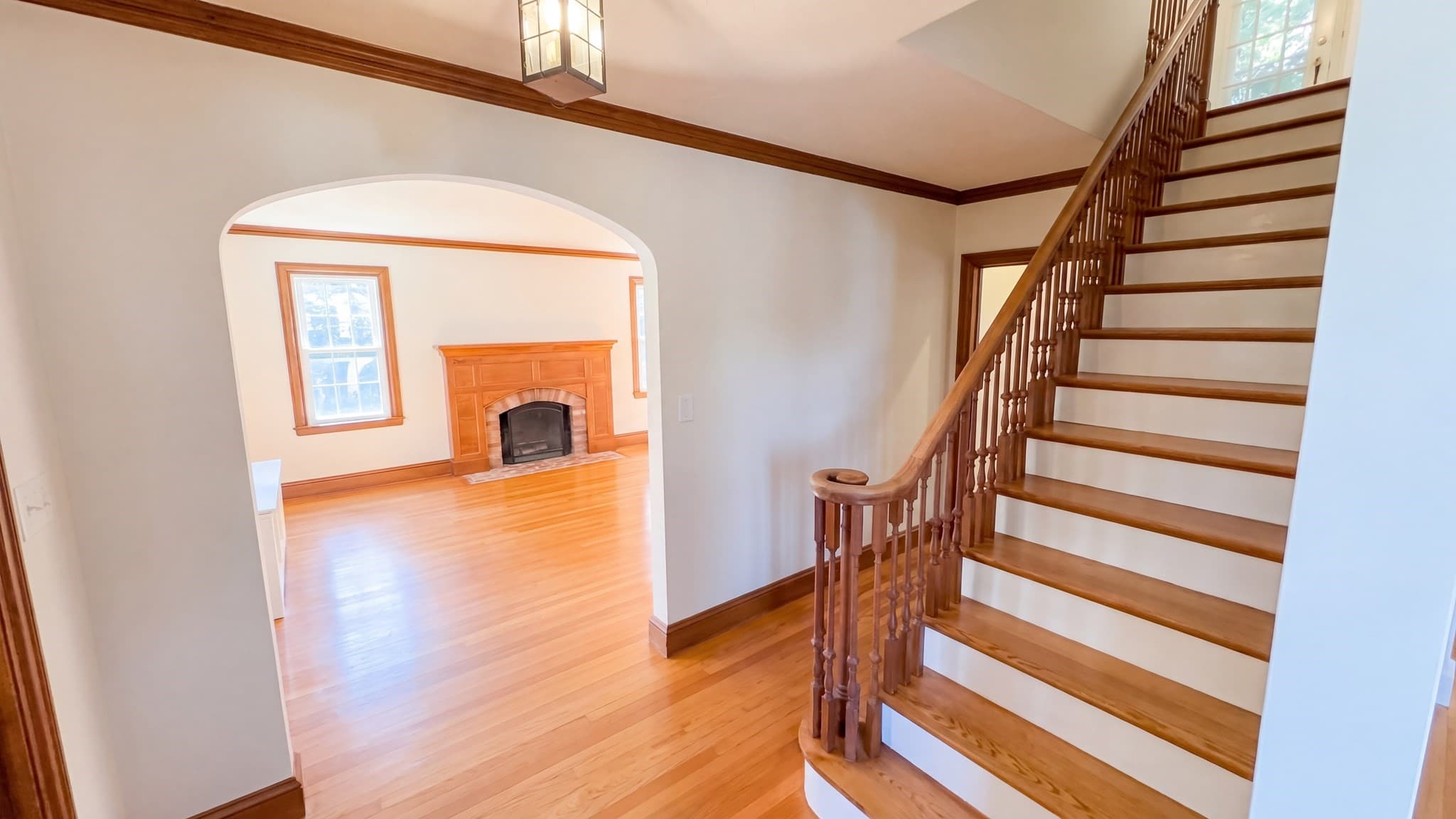 Single Family Residence at 37 Otsego Rd, Worcester MA 01609, photo 15 of 40