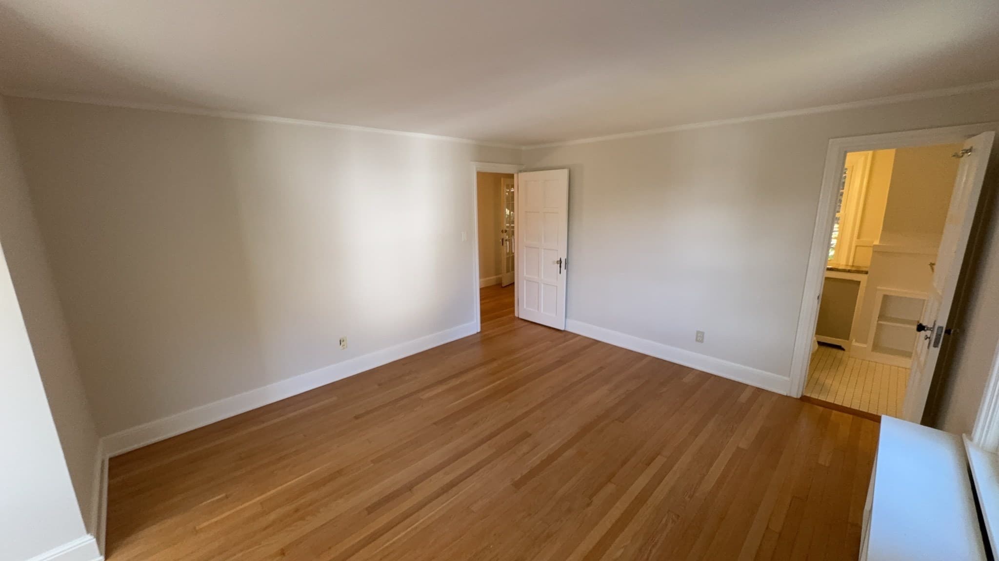 Single Family Residence at 37 Otsego Rd, Worcester MA 01609, photo 11 of 40