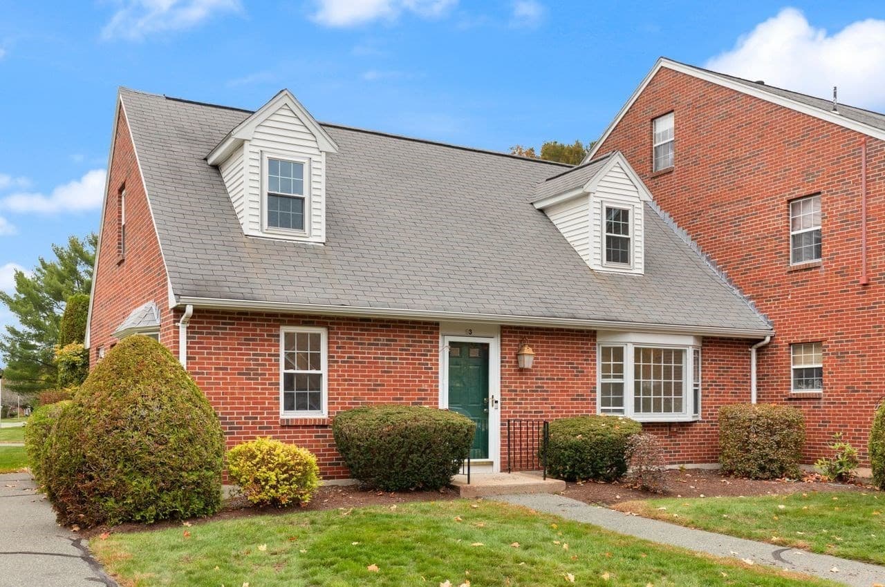 Condominium at 93 Claire Dr # 93, Stoughton MA 02072, photo 2 of 40