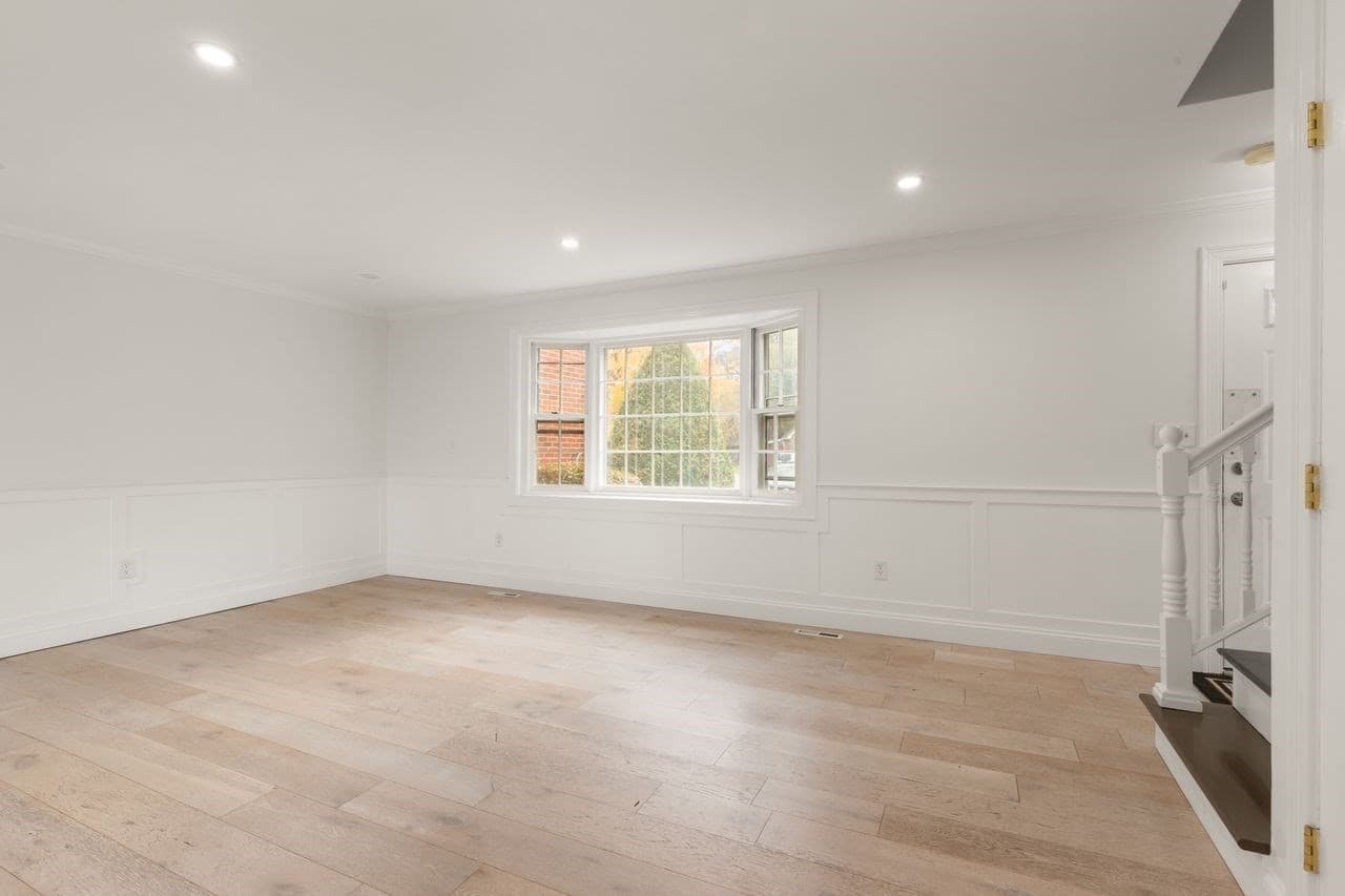 Condominium at 93 Claire Dr # 93, Stoughton MA 02072, photo 8 of 40