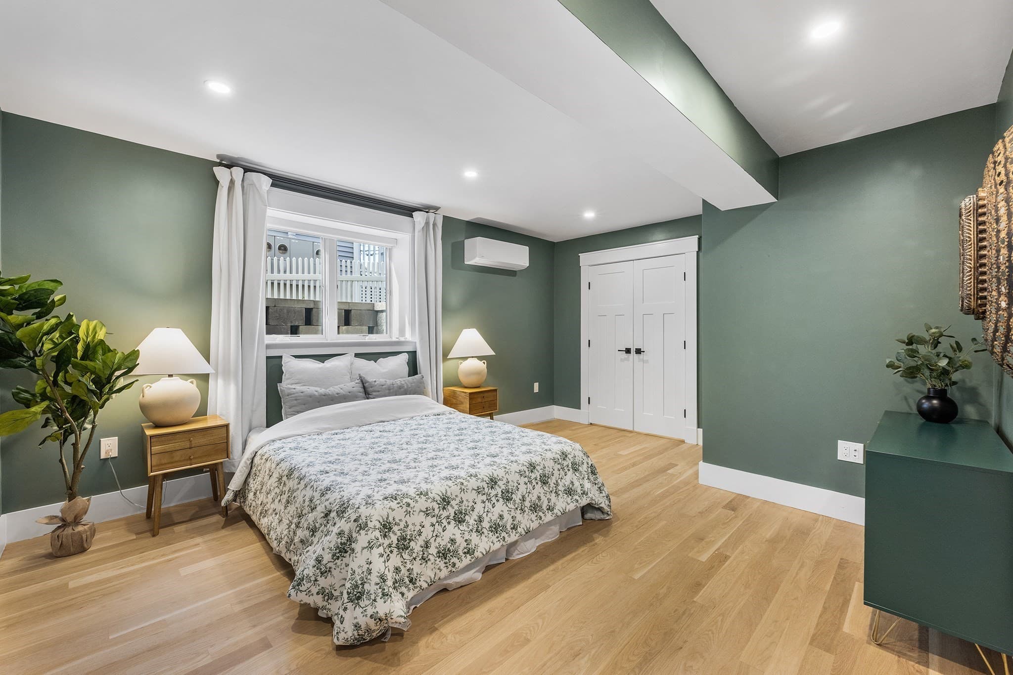 Single Family Residence at 437 Mount Auburn St, Watertown MA 02472, photo 33 of 42