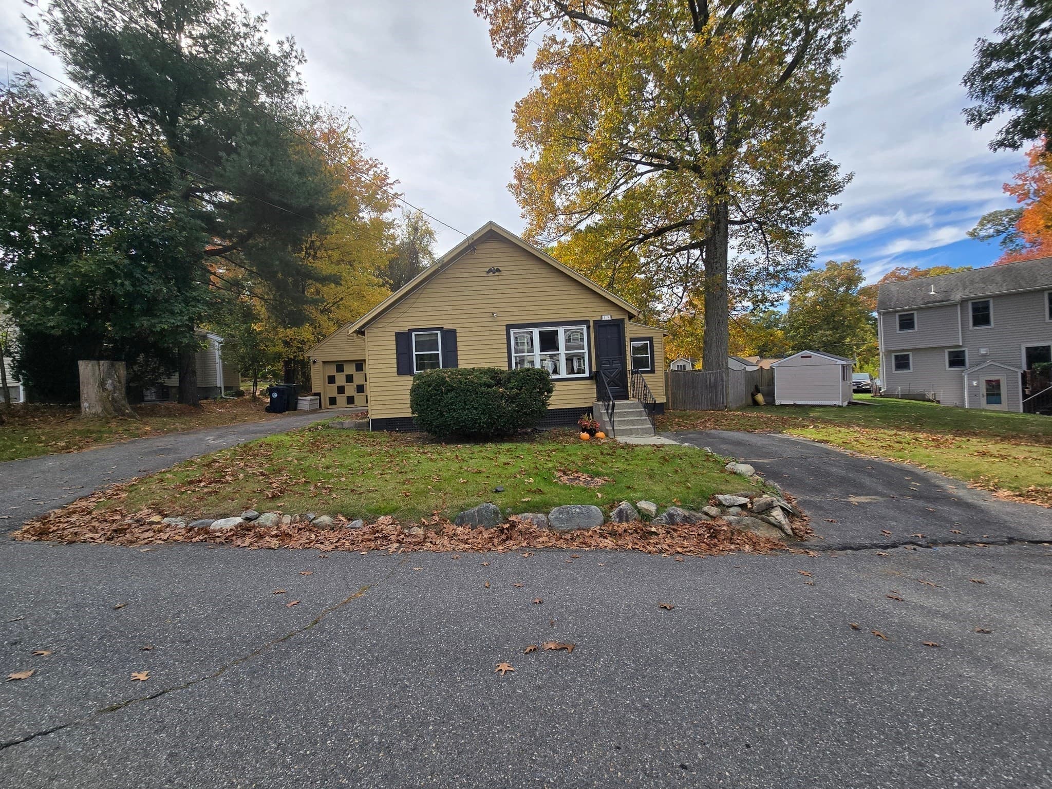 Single Family Residence at 18 Amory Rd, Marlborough MA 01752, photo 2 of 28