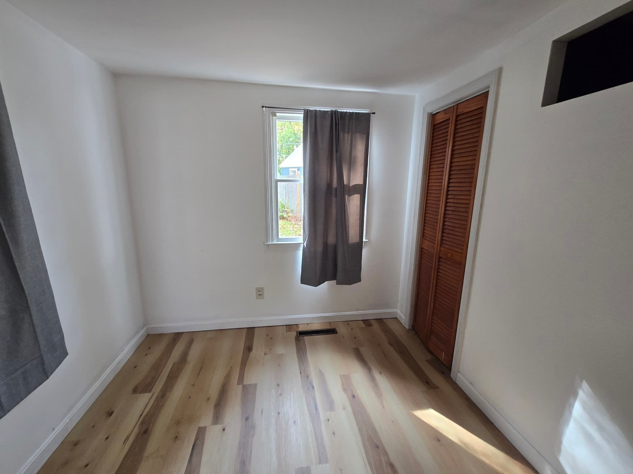 Single Family Residence at 18 Amory Rd, Marlborough MA 01752, photo 26 of 28